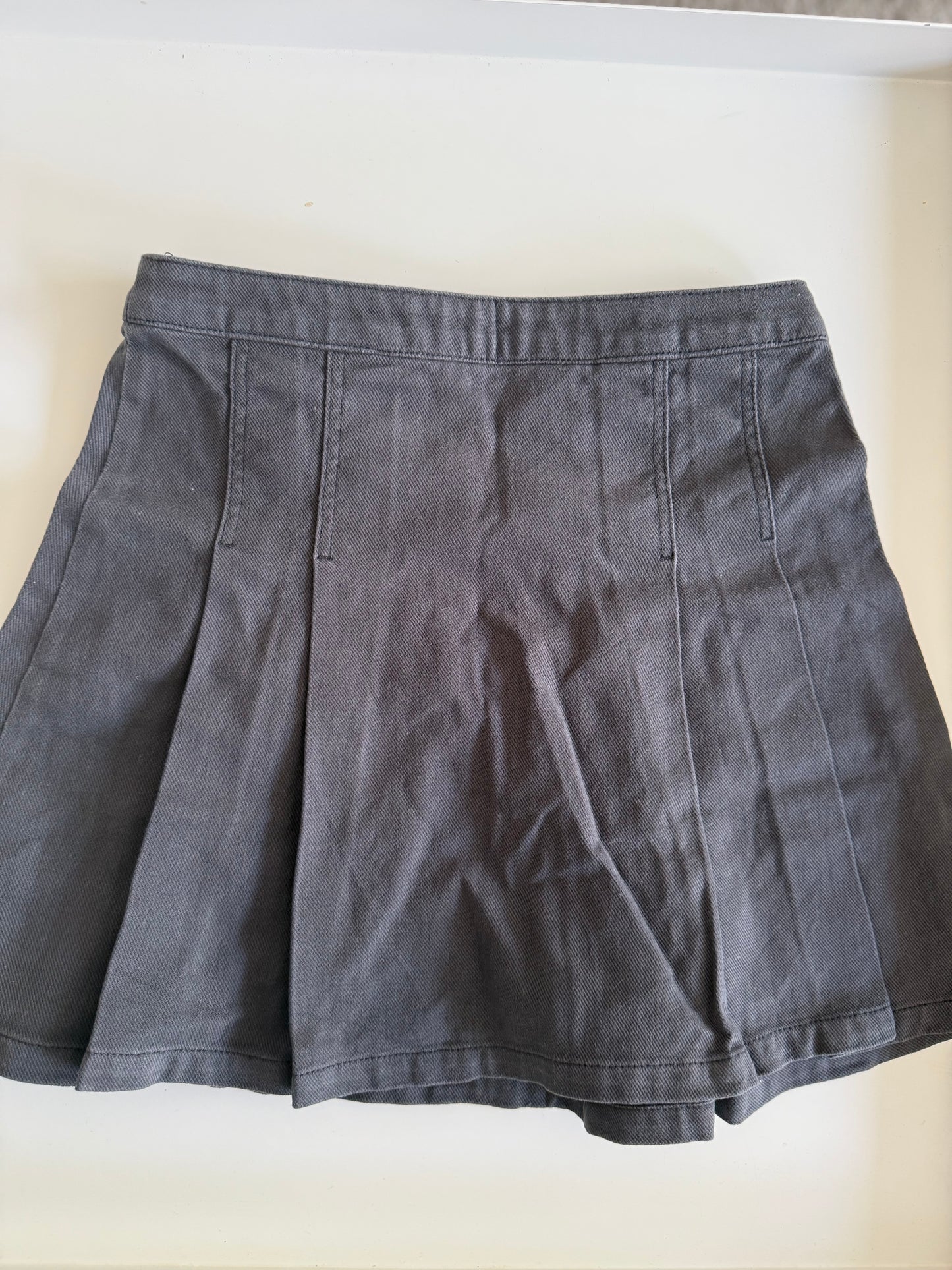 H&M Rock dunkelgrau 140