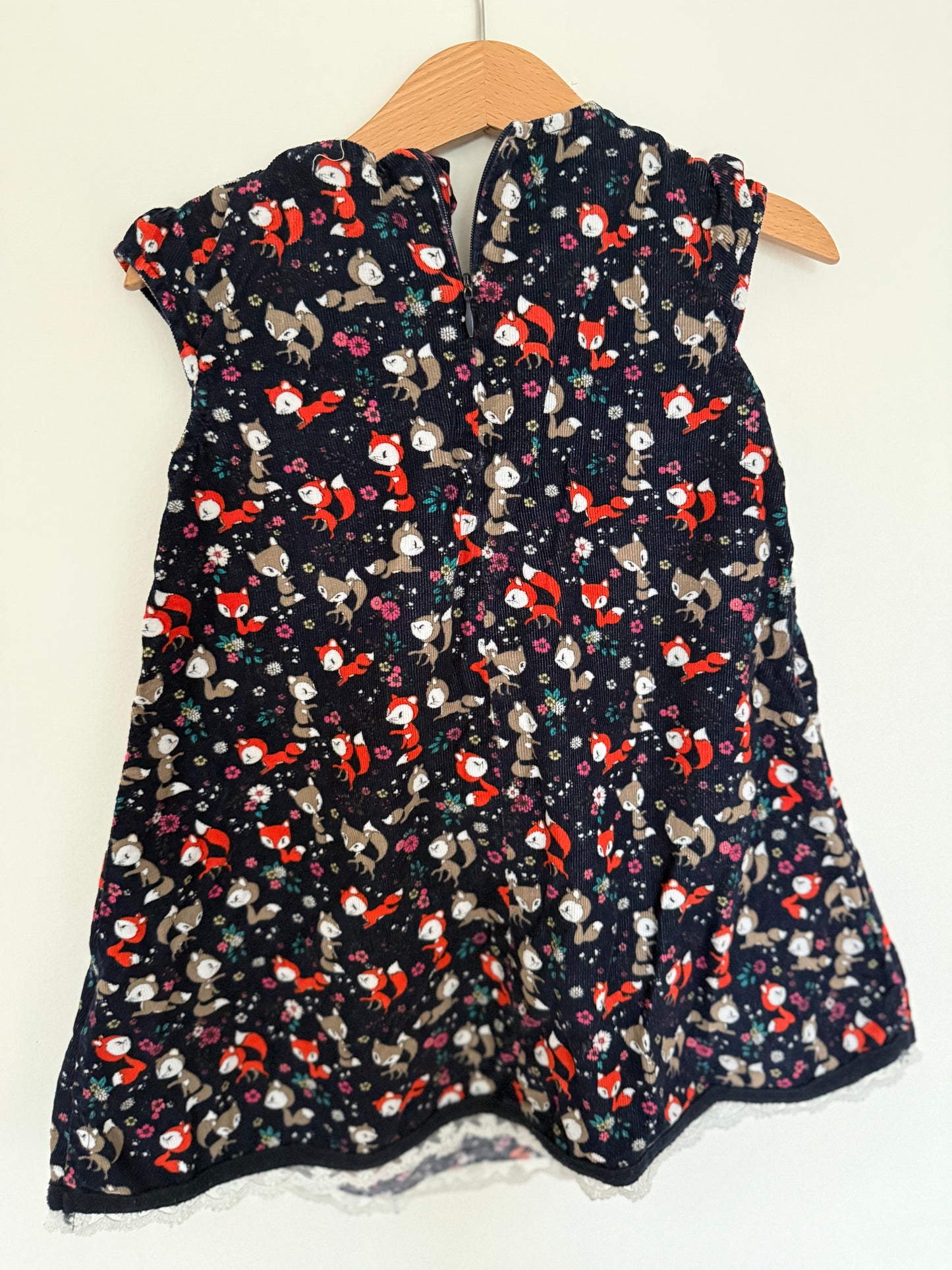 H&M Kleid Kord Waldtiere 104