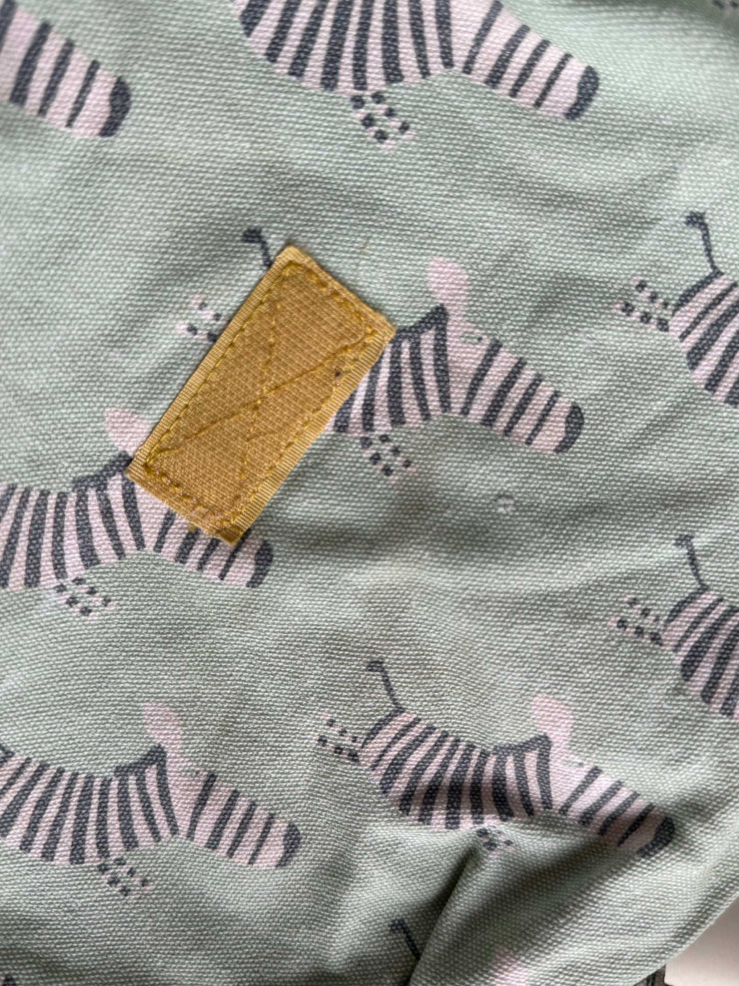 MAISON PETIT JOUR Rucksack Zebras Türkis gelb