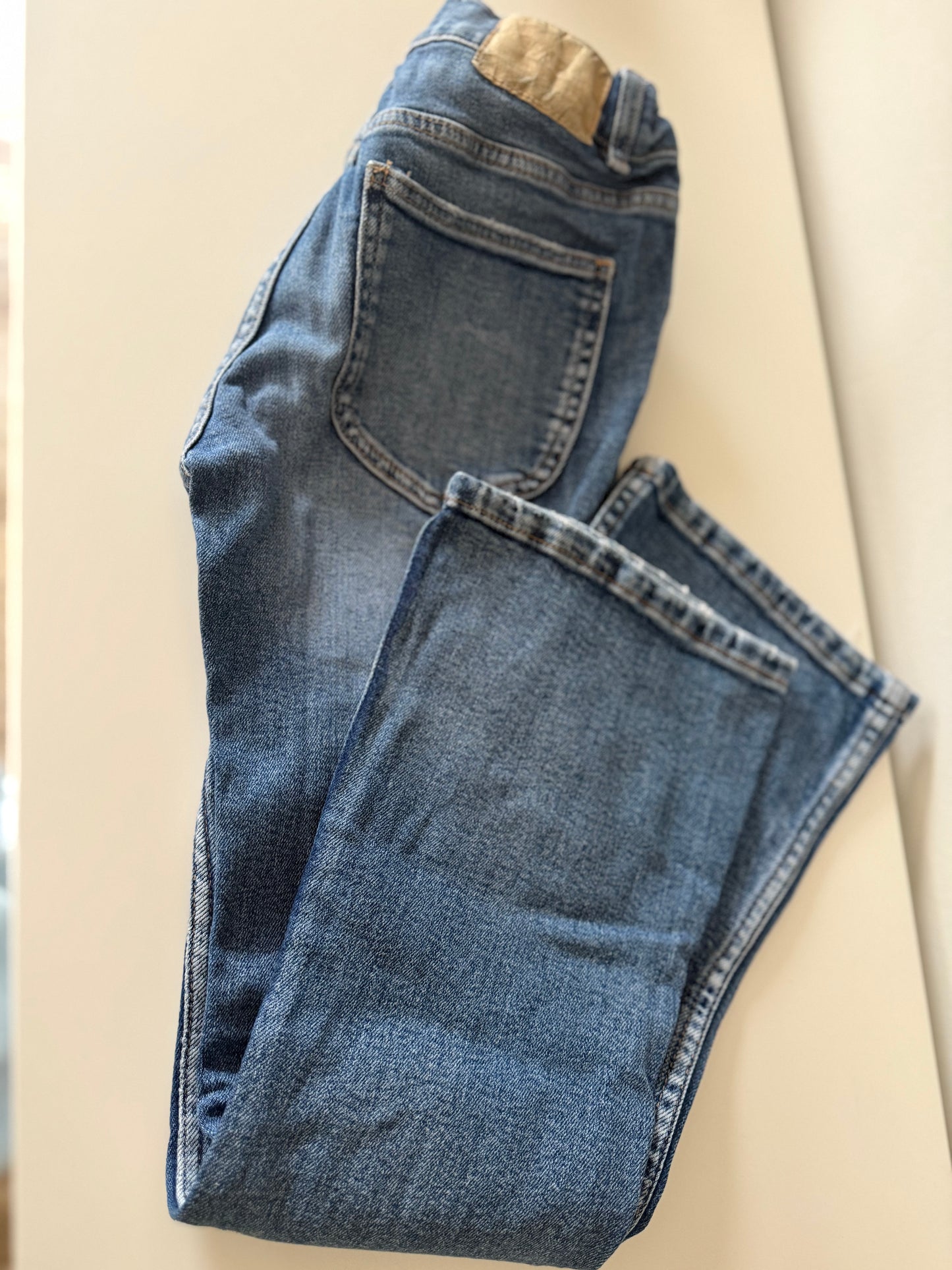 ZARA Jeans Schlag 140