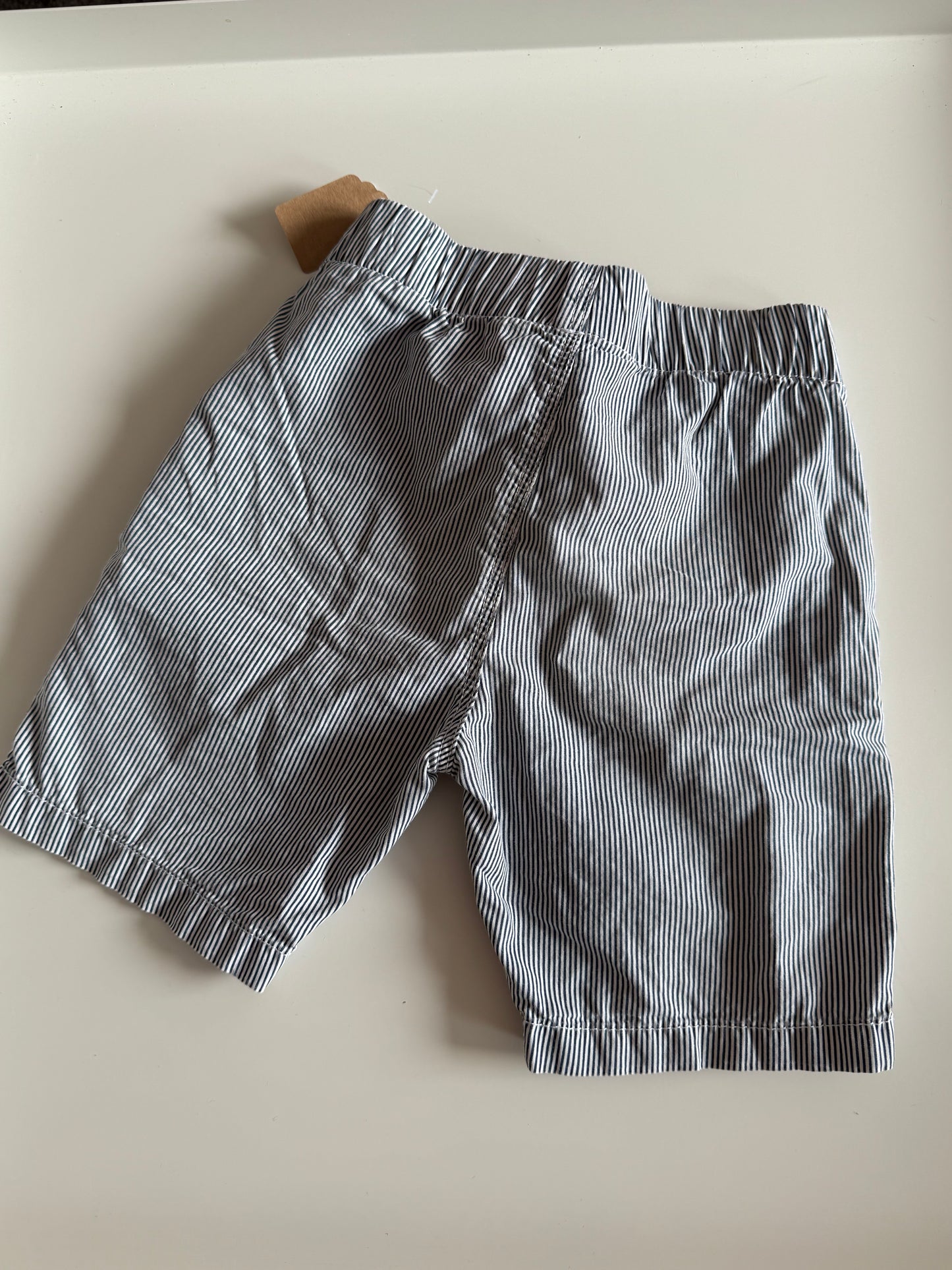 H&M Shorts blau weiß 104