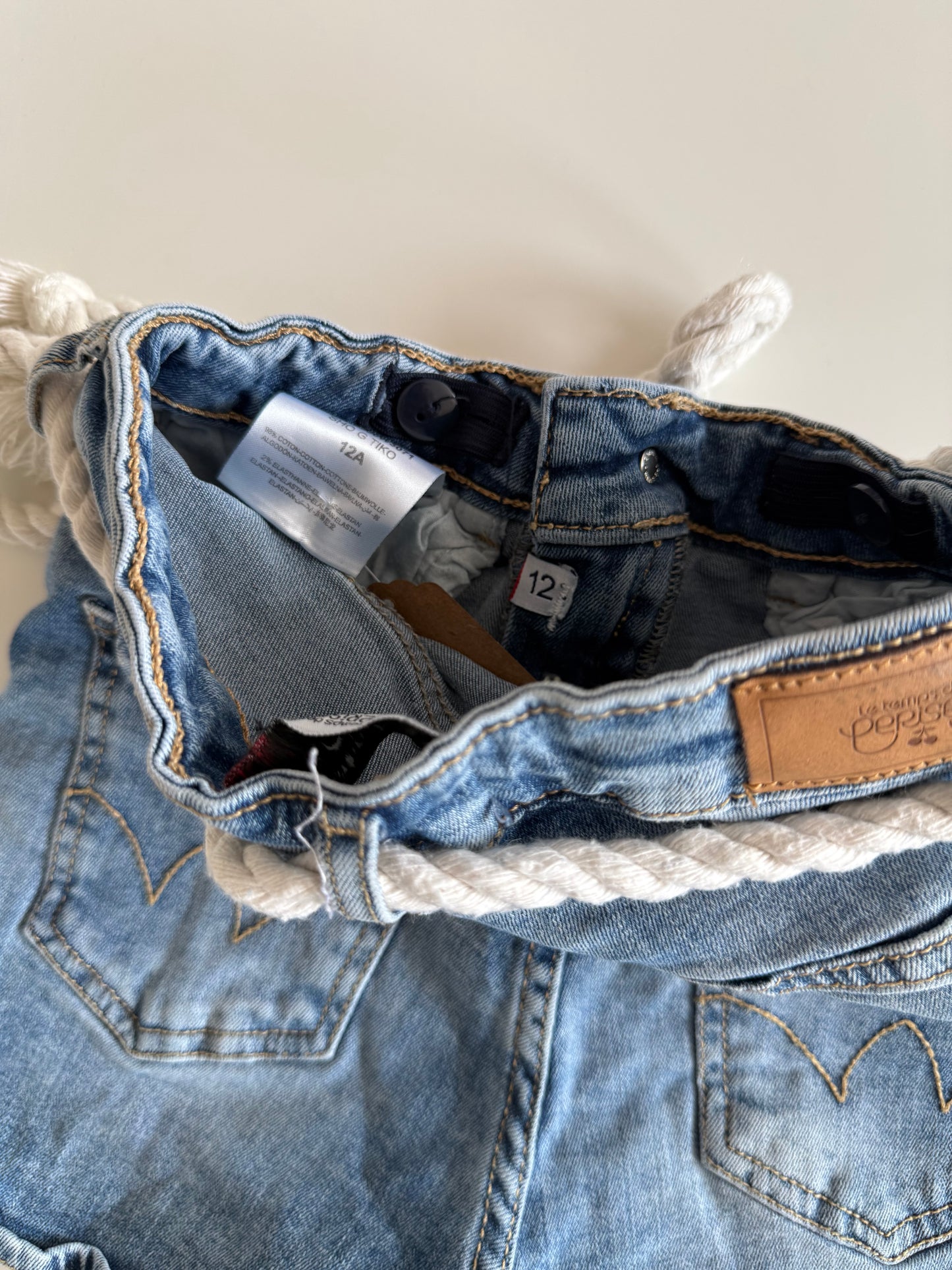 LE TEMPS DES CERISES Shorts Jeans blau 152