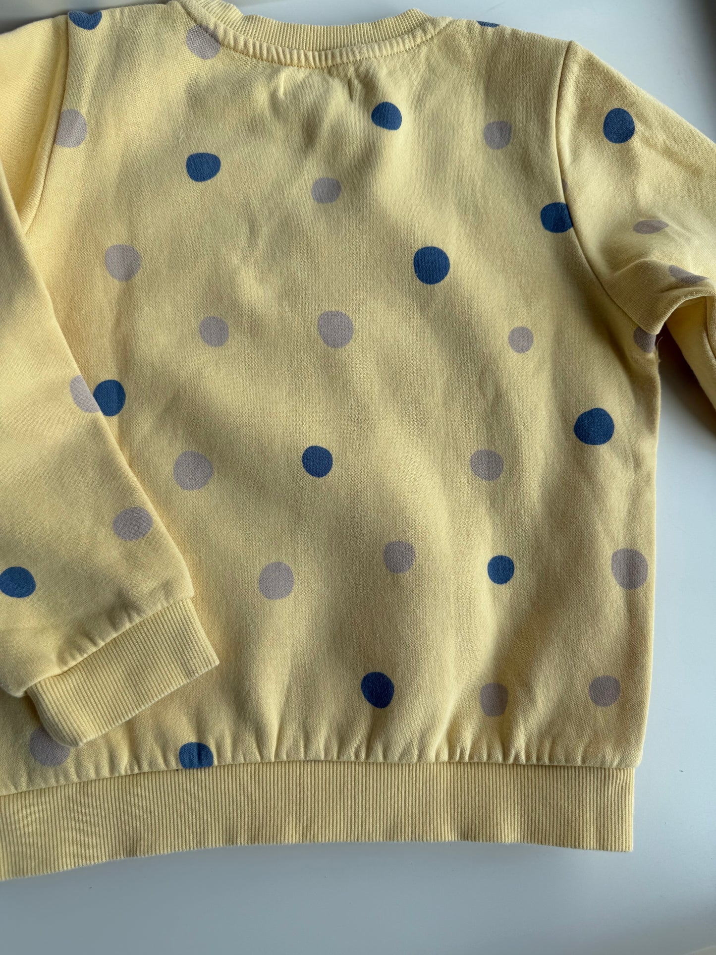 TCHIBO Sweatshirt bunt gepunktet gelb 122/128