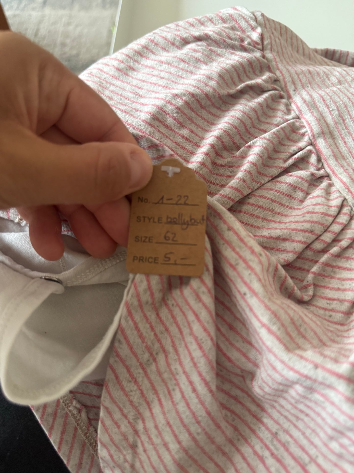 BELLYBUTTON
Body-Kleid rosa grau gestreift 62