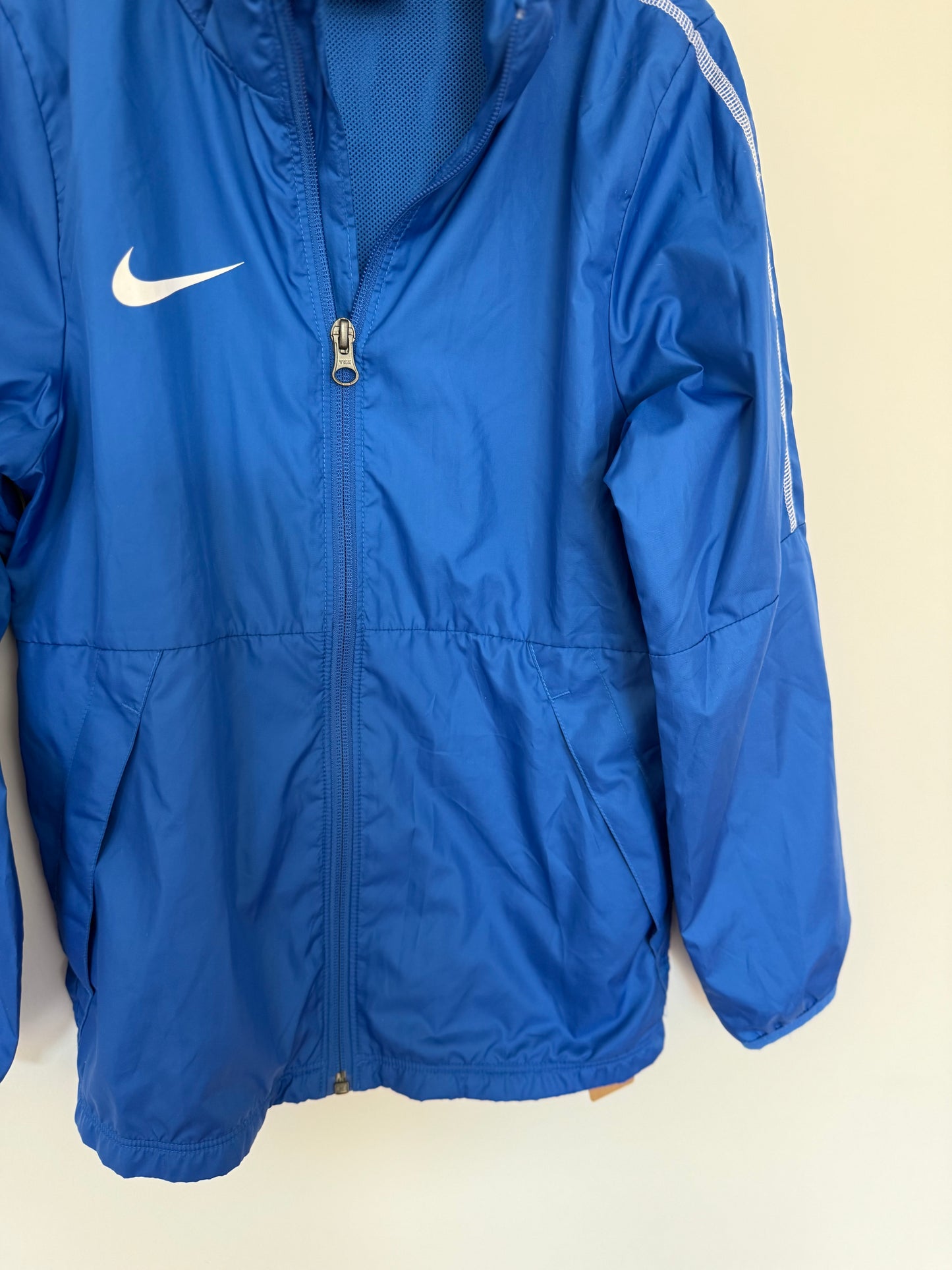NIKE Jacke Trainingsjacke blau 128/134