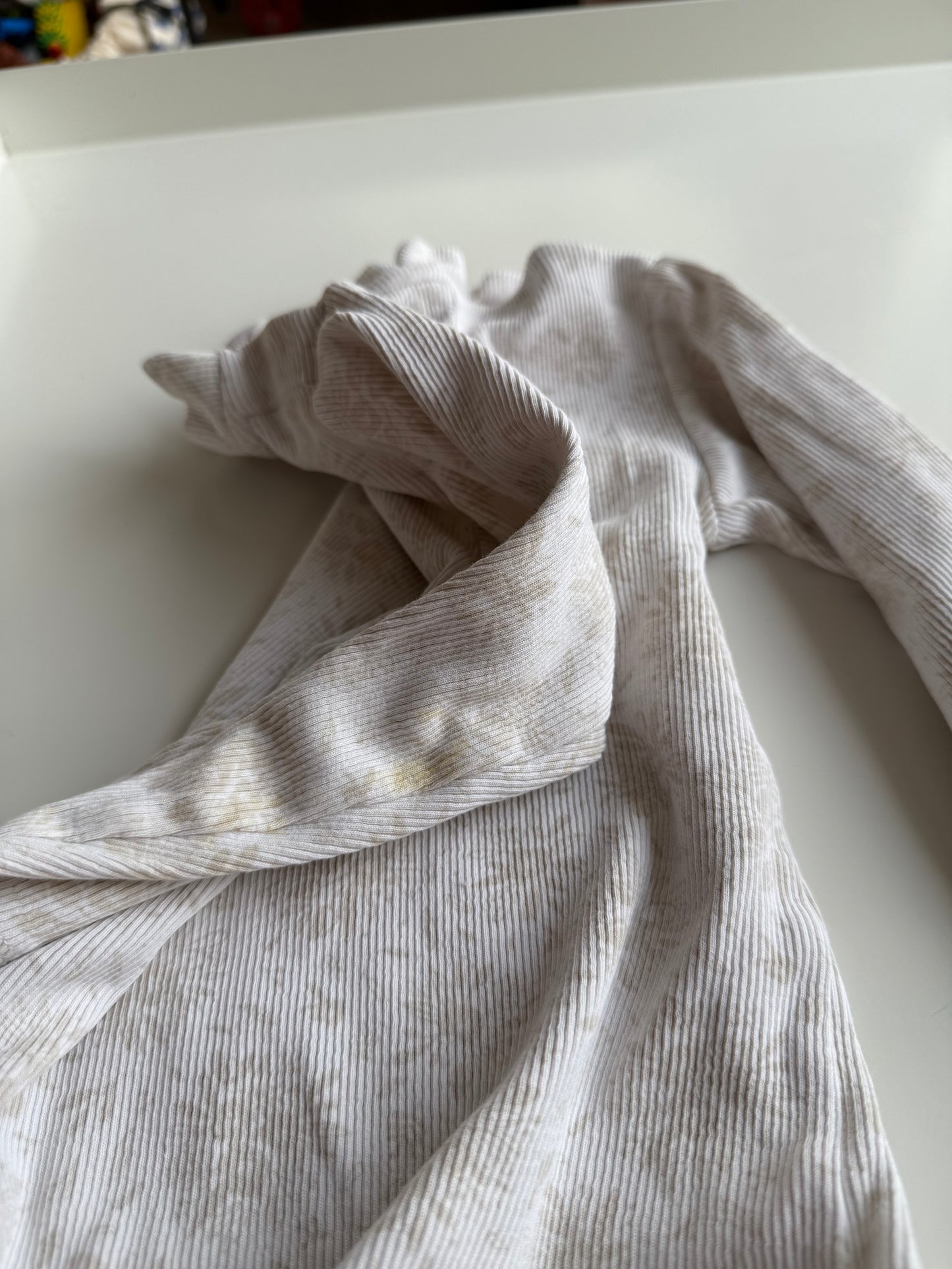 LEEVJE Body Ripp Blümchen beige 86/92
