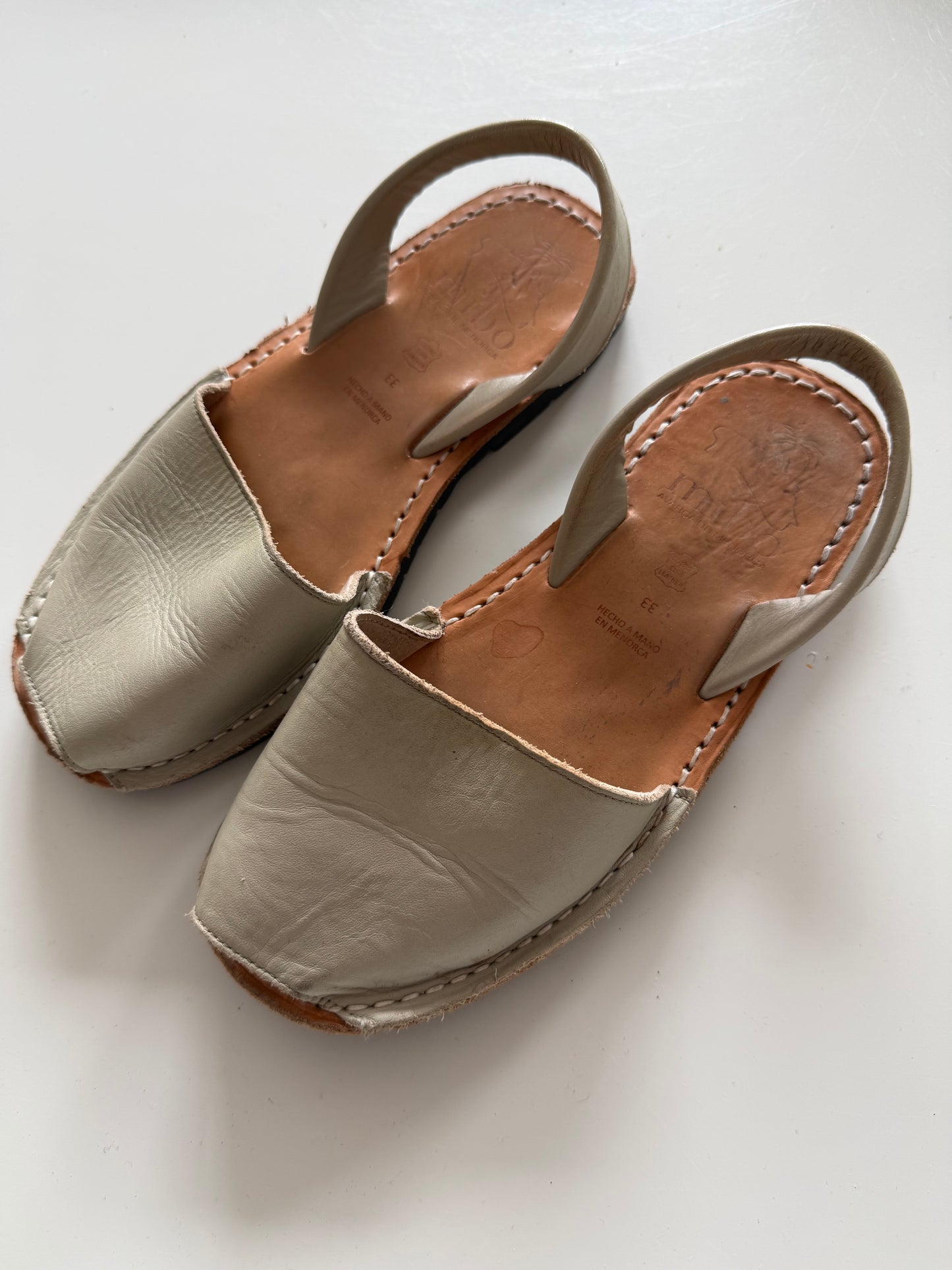MIBO Menorquines Sandalen beige 33