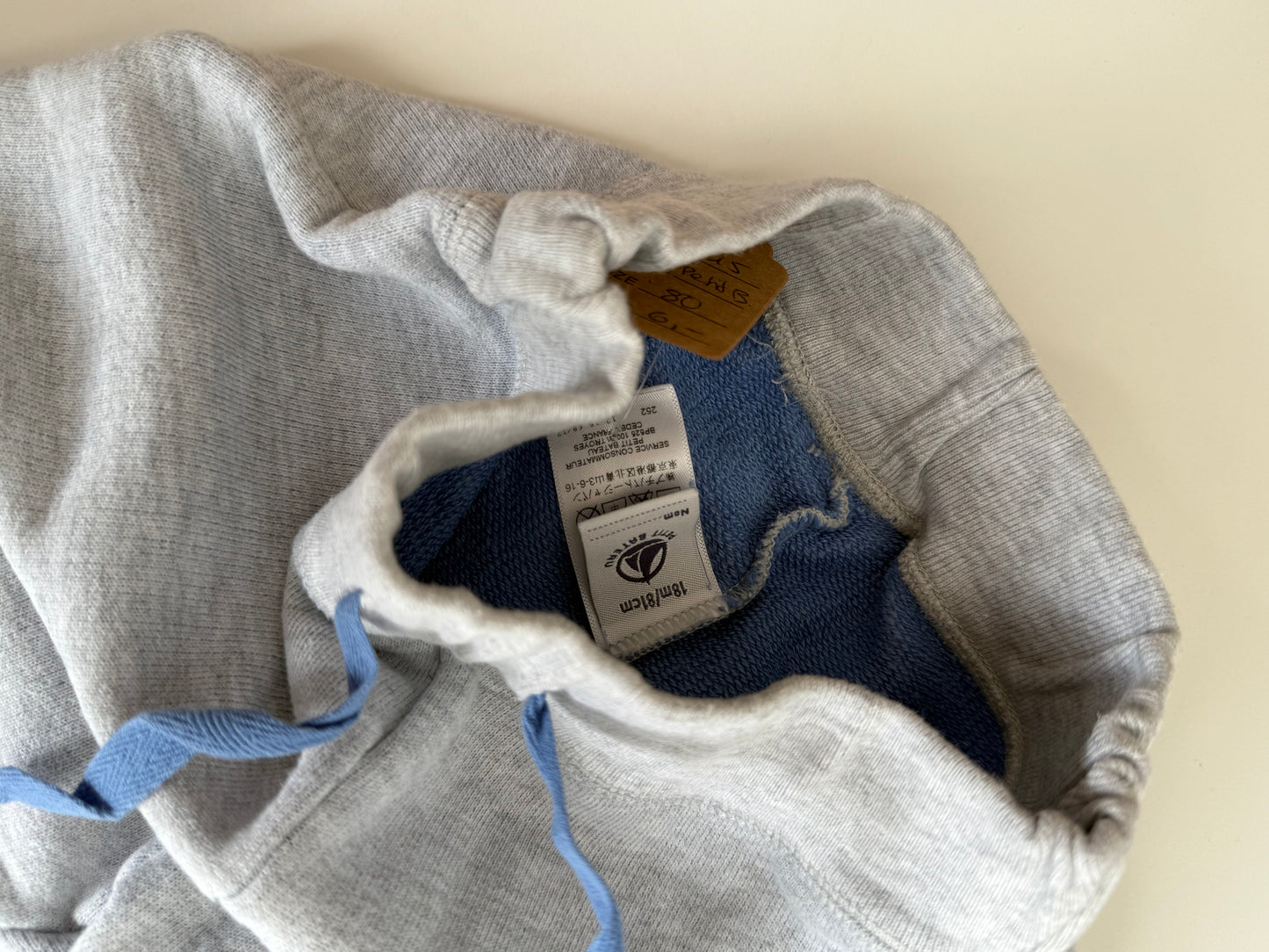 PETIT BATEAU Jogginghose grau blau 80