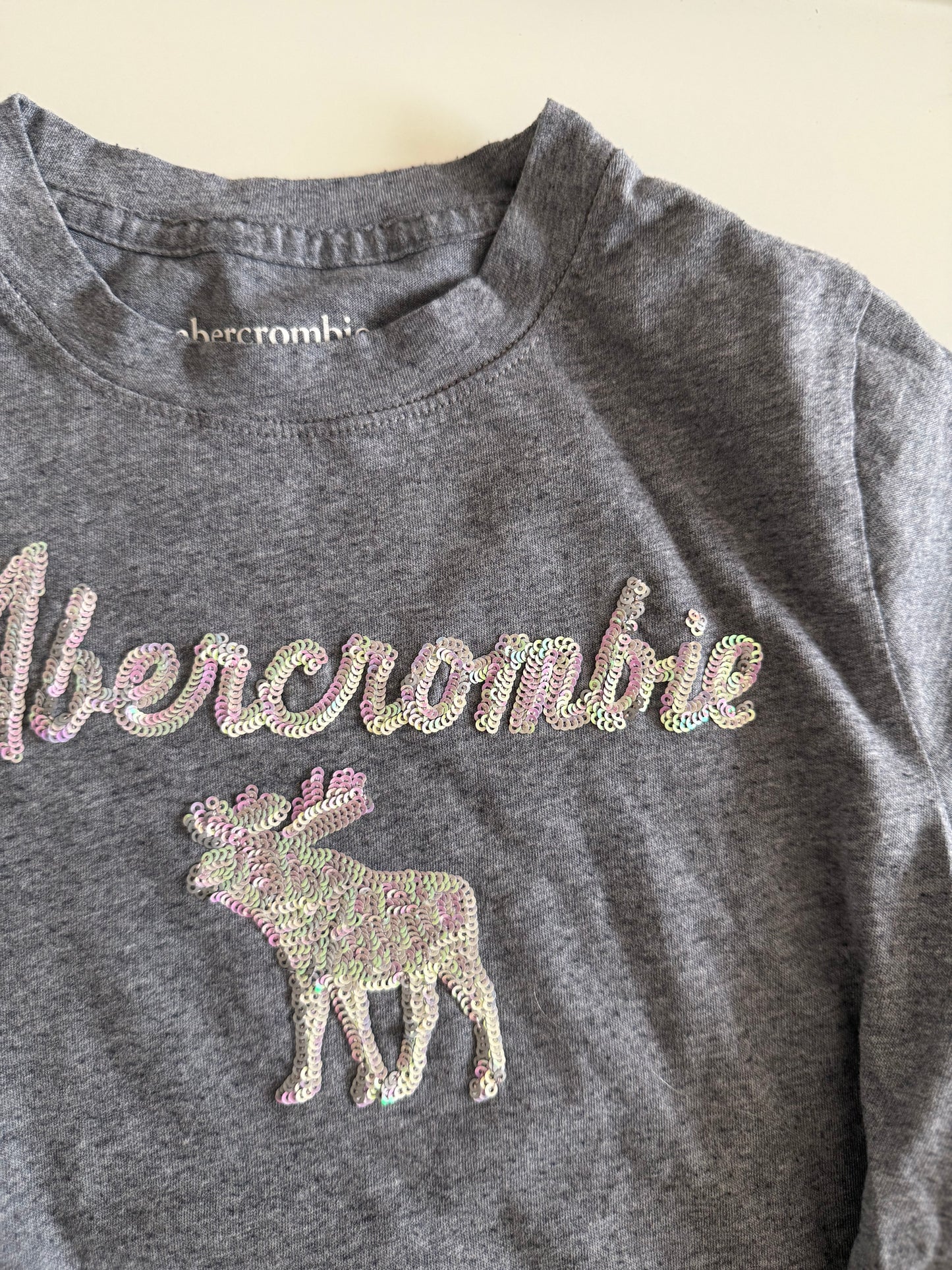 ABERCROMBIE T-Shirt Pailletten rosa grau 122/128