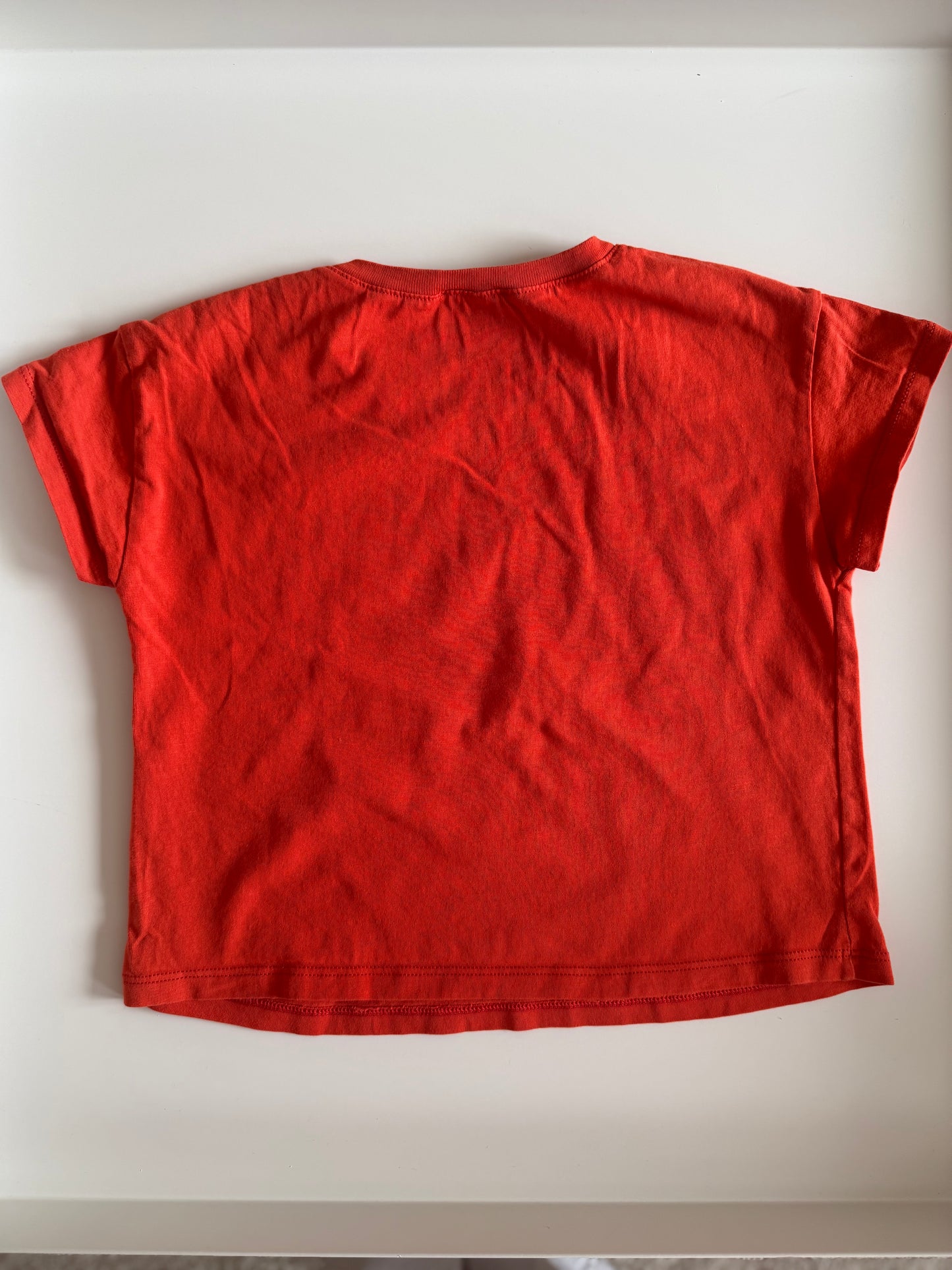 BENETTON T-Shirt rot Blümchen 116/122