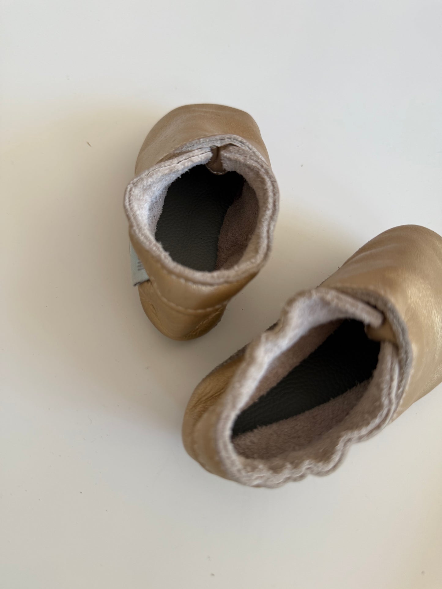 NONAME Krabbelschuhe Leder Gold 62/68