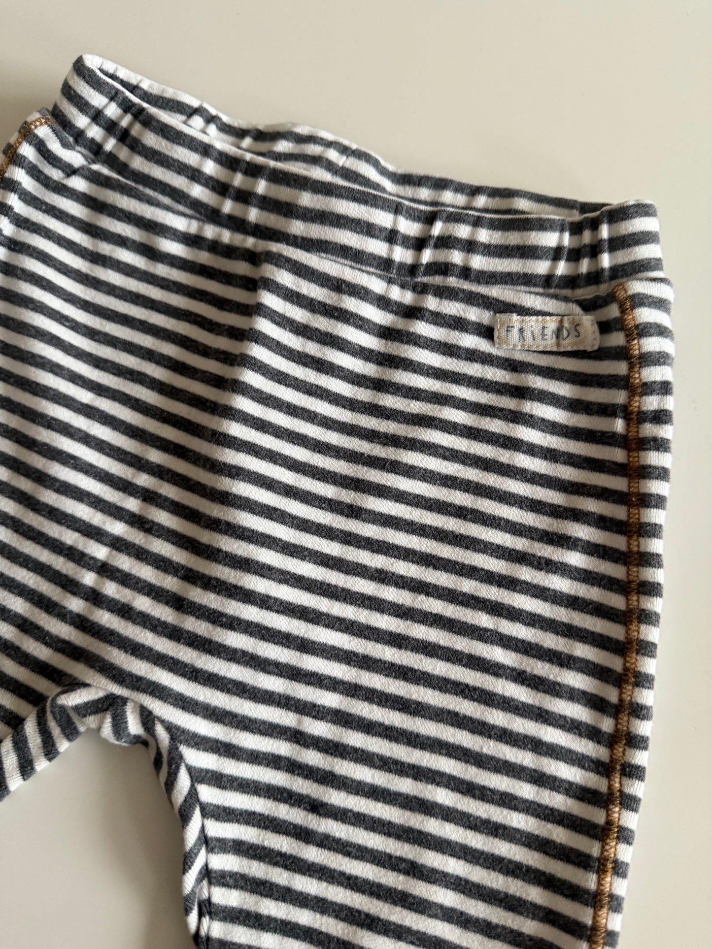 ZARA Hose grau weiß gestreift 92