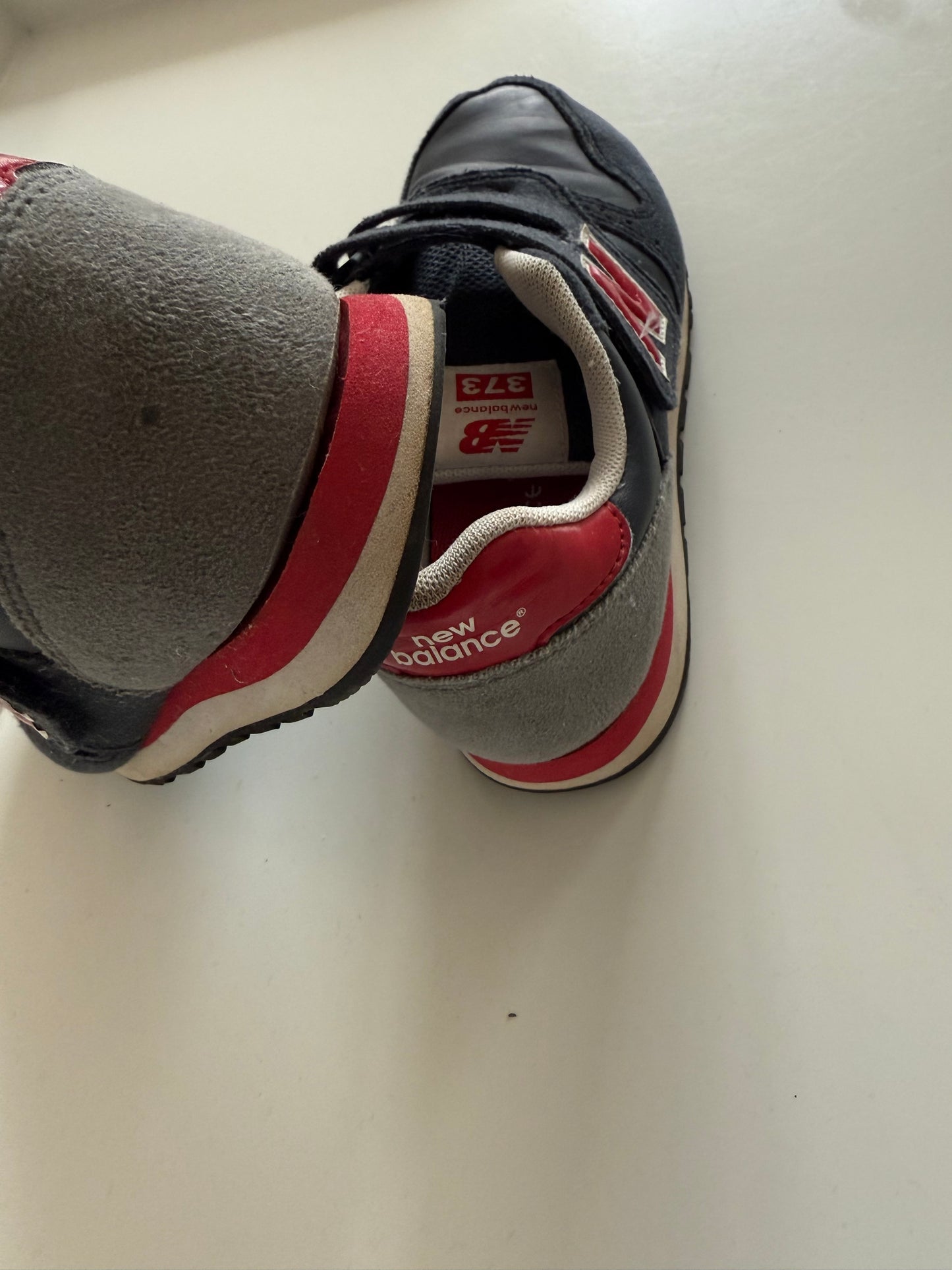 NEW BALANCE Schuhe Sneaker blau weiß rot 33