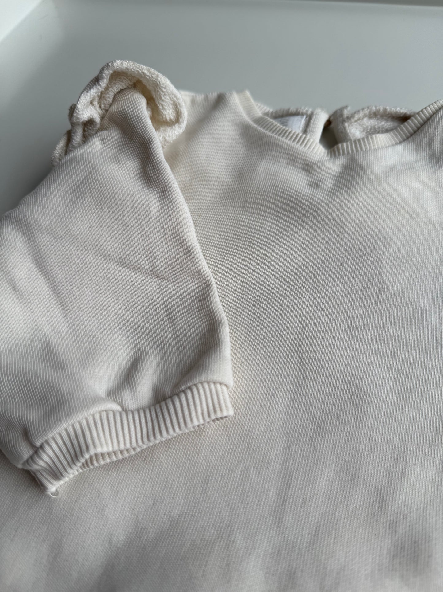ZARA Sweatshirt Rüschen weiß 68