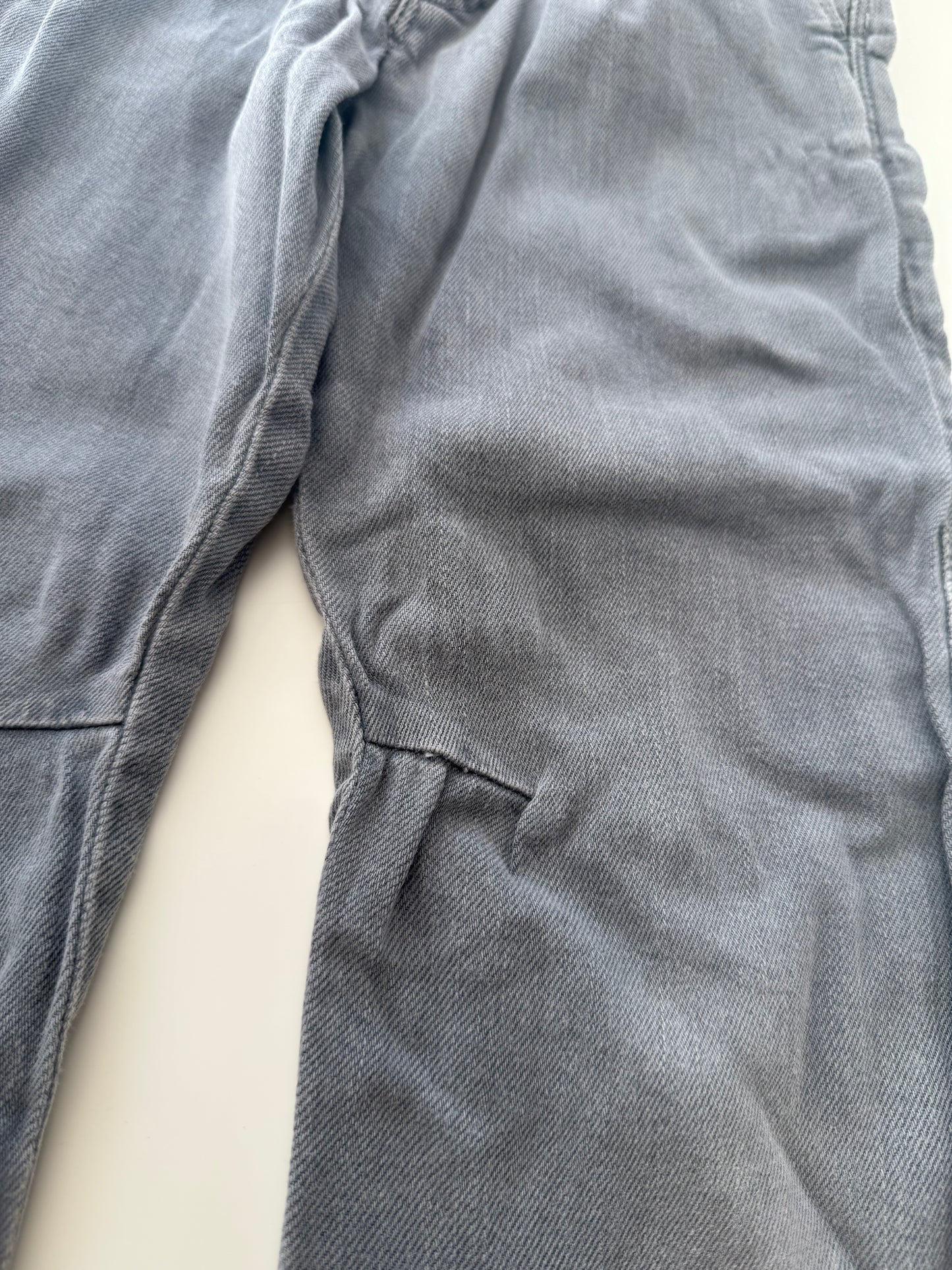 ZARA Jeans Joggpants grau schwarz 116