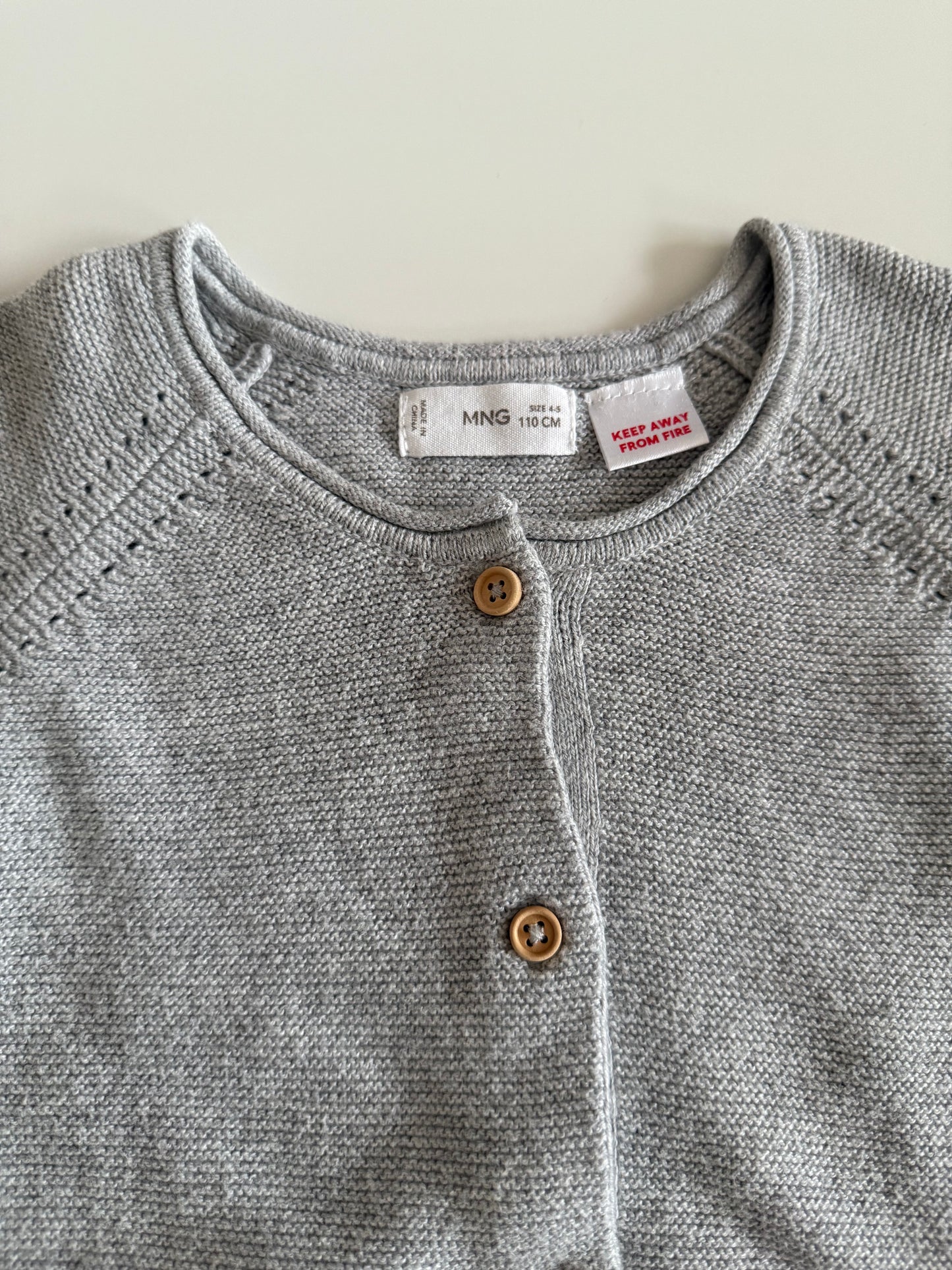 MANGO Strickjacke grau 110