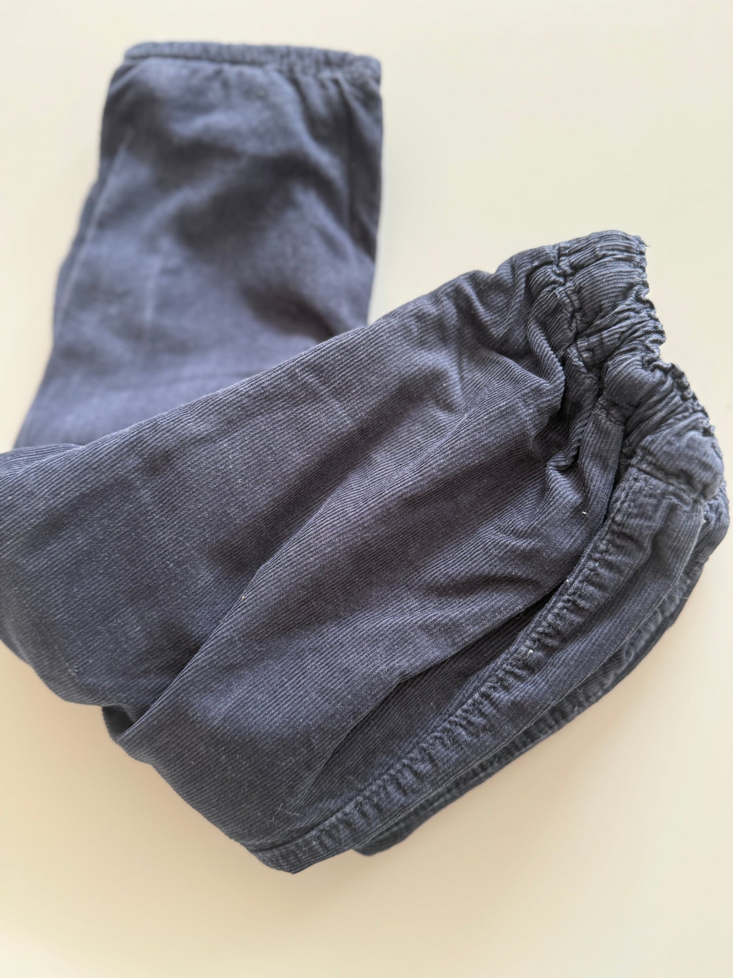 H&M Kordhose dunkelblau grau gefüttert 86