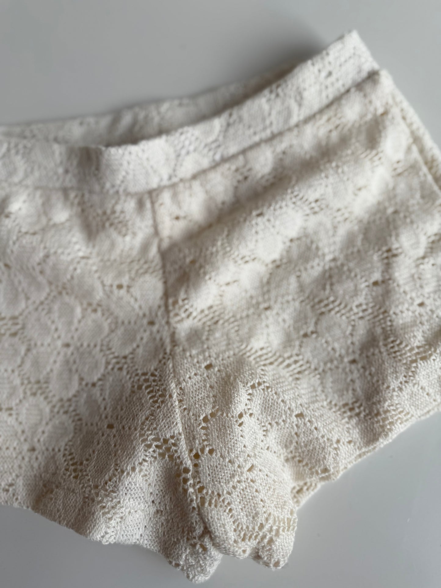 H&M Shorts Spitze weiß 98/104