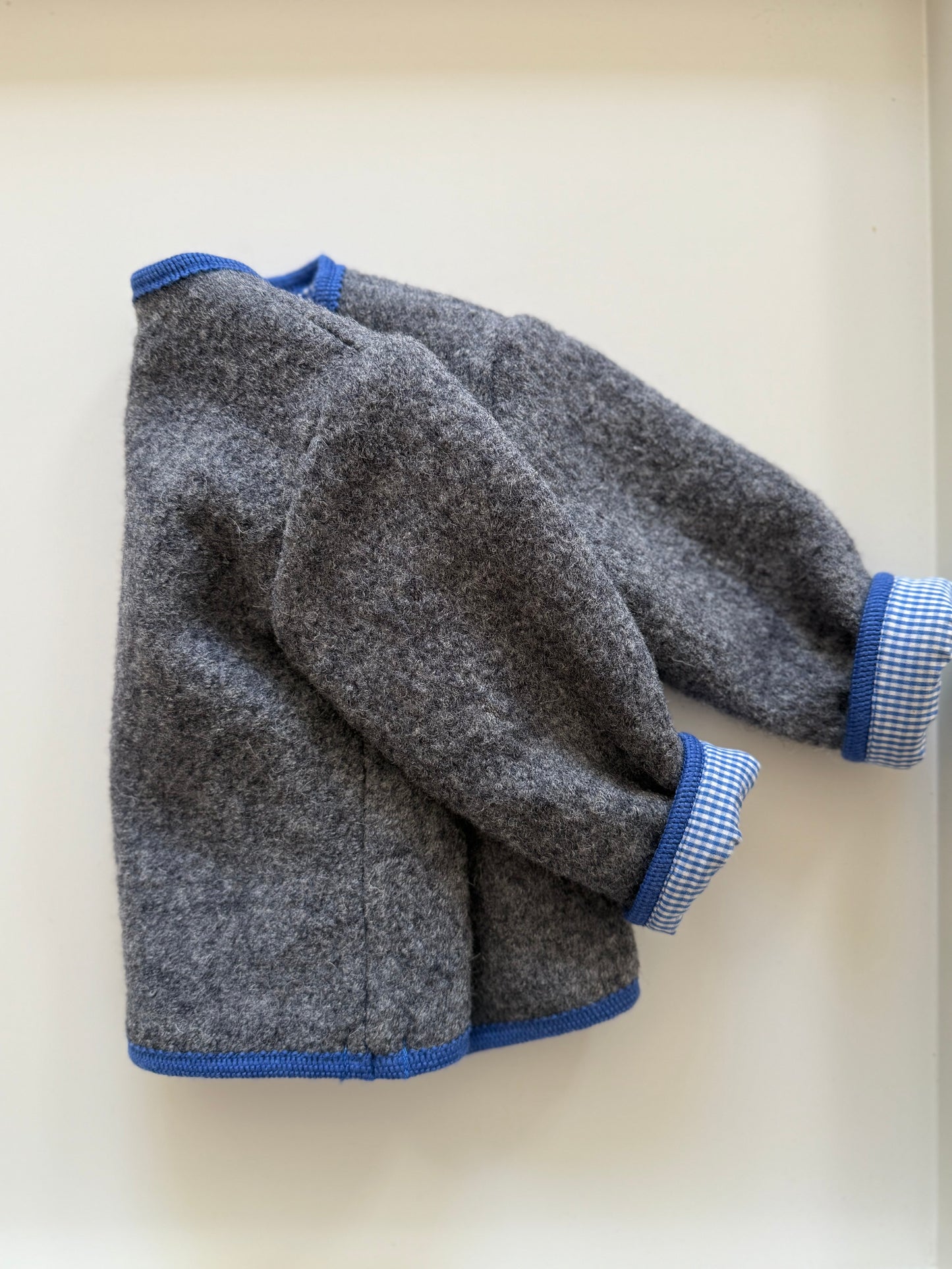 A GWOND VOM LAND Janker Jacke Schurwolle grau blau 74