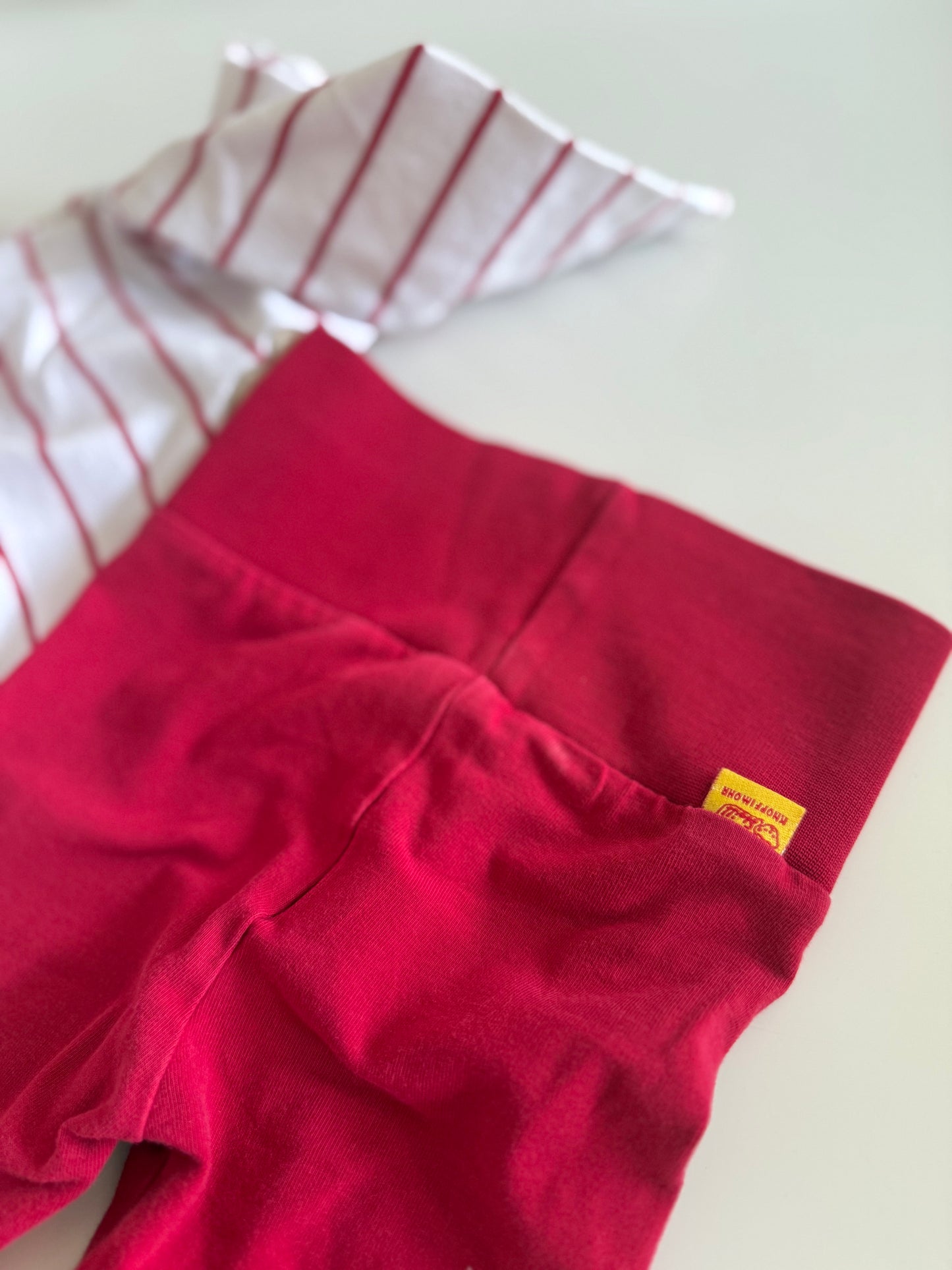 STEIFF Set Hose und Oberteil rot weiß 62