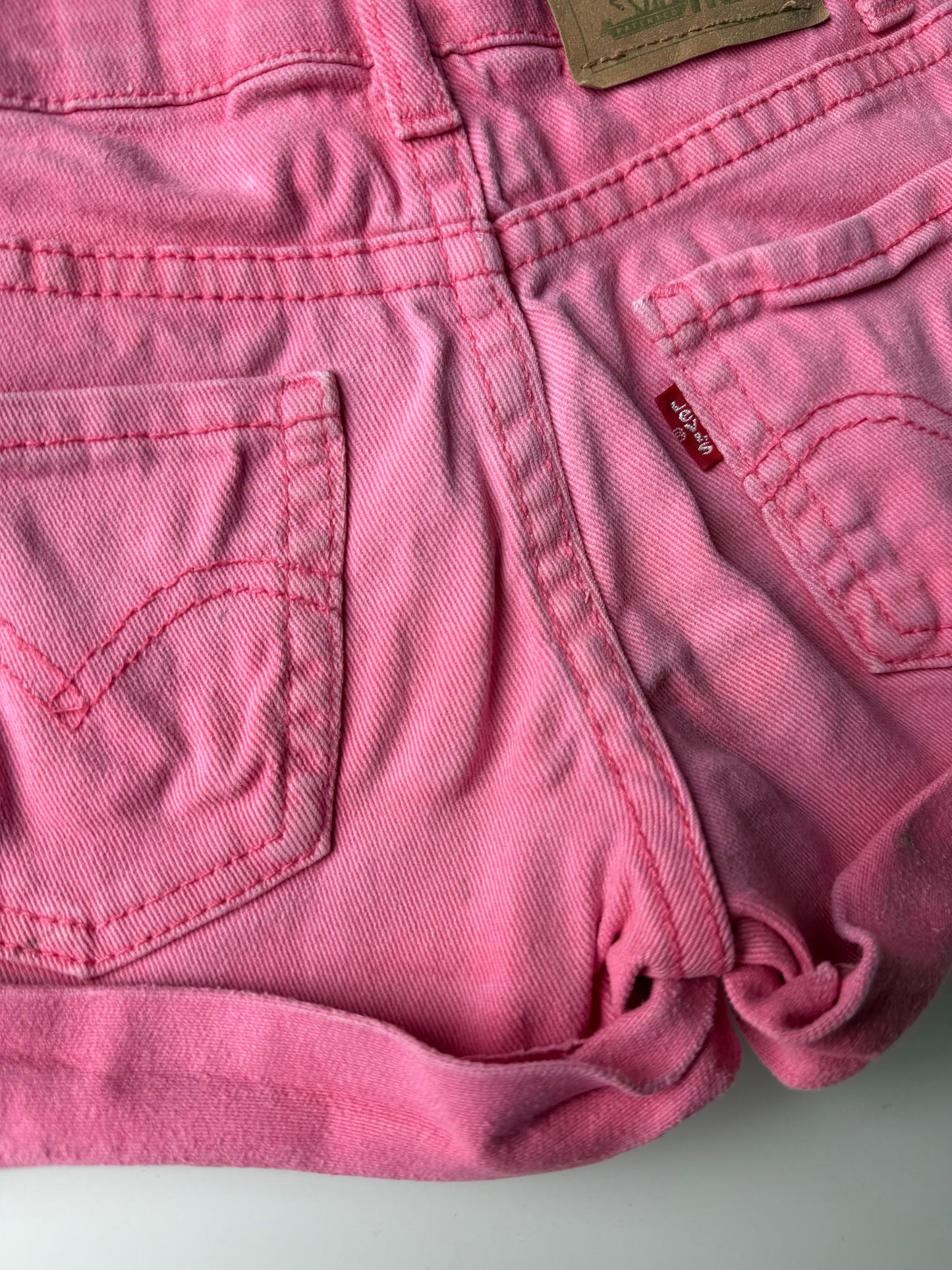 LEVI‘S Shorts kurze Hose pink 104