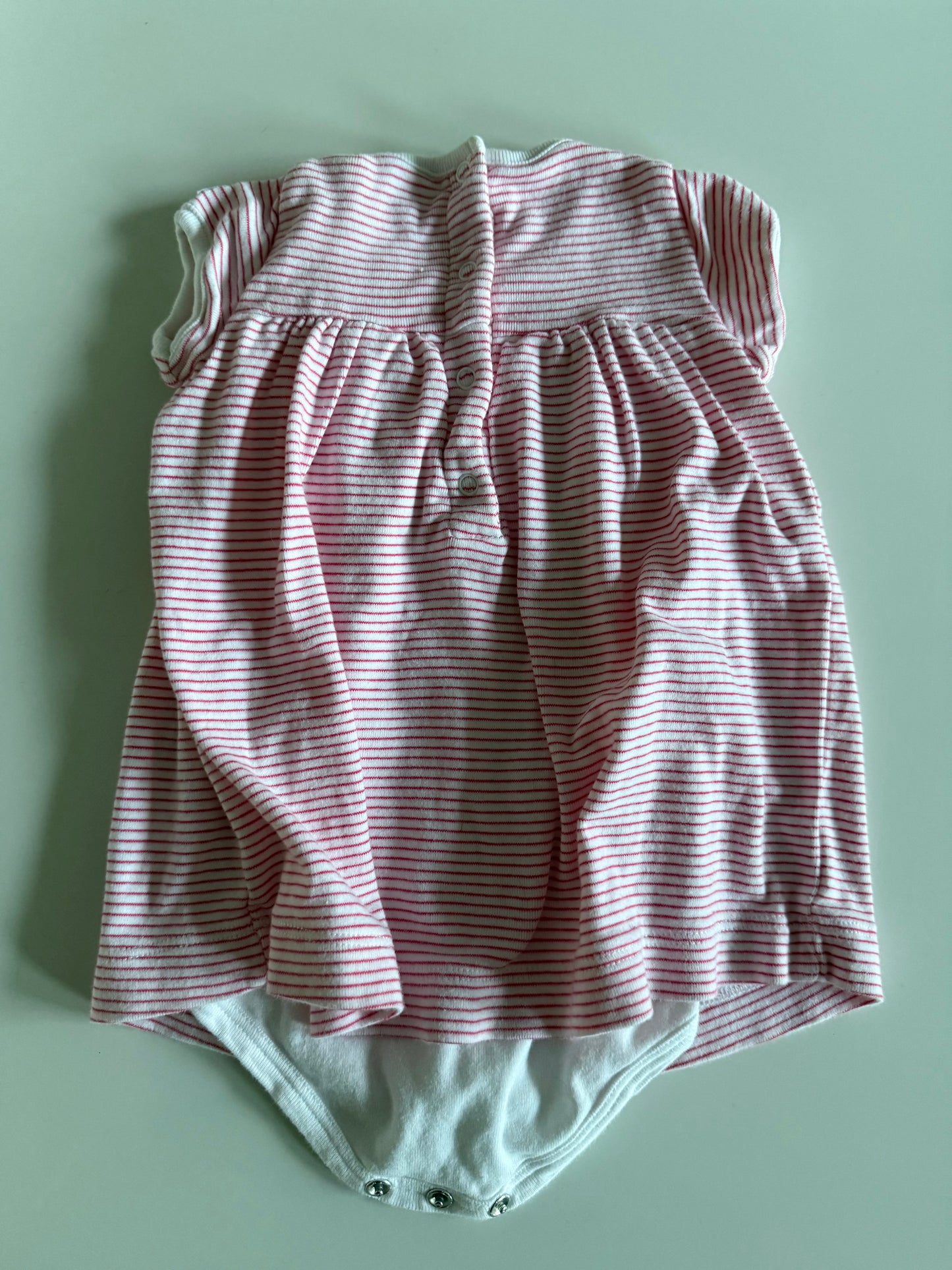 PETIT BATEAU Bodykleid rosa weiß 62/68