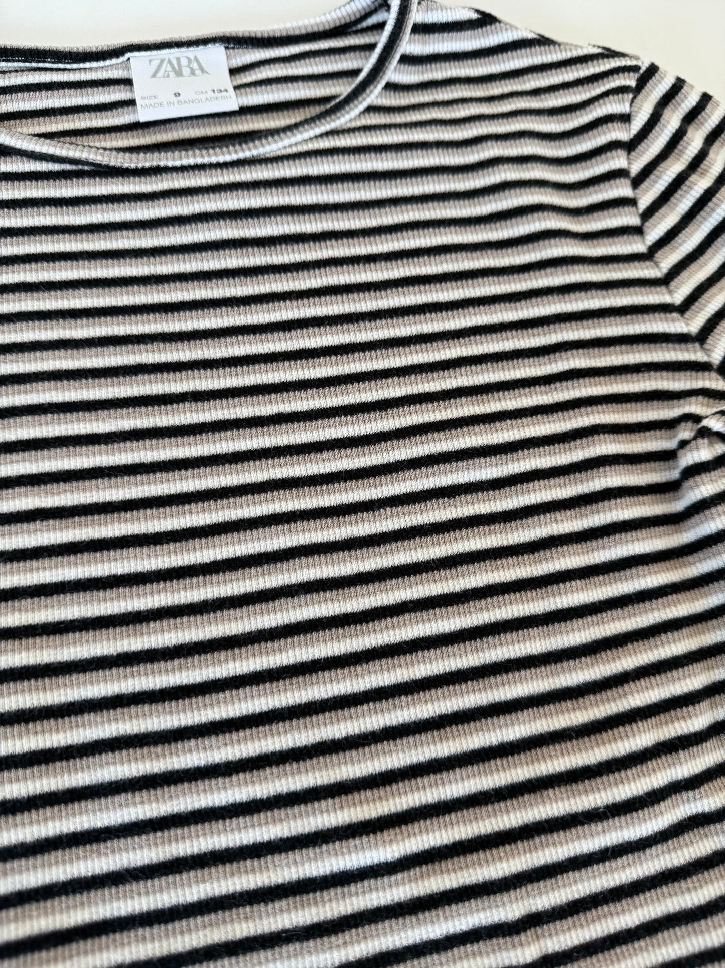 ZARA Langarmshirt schwarz grau weiß 134