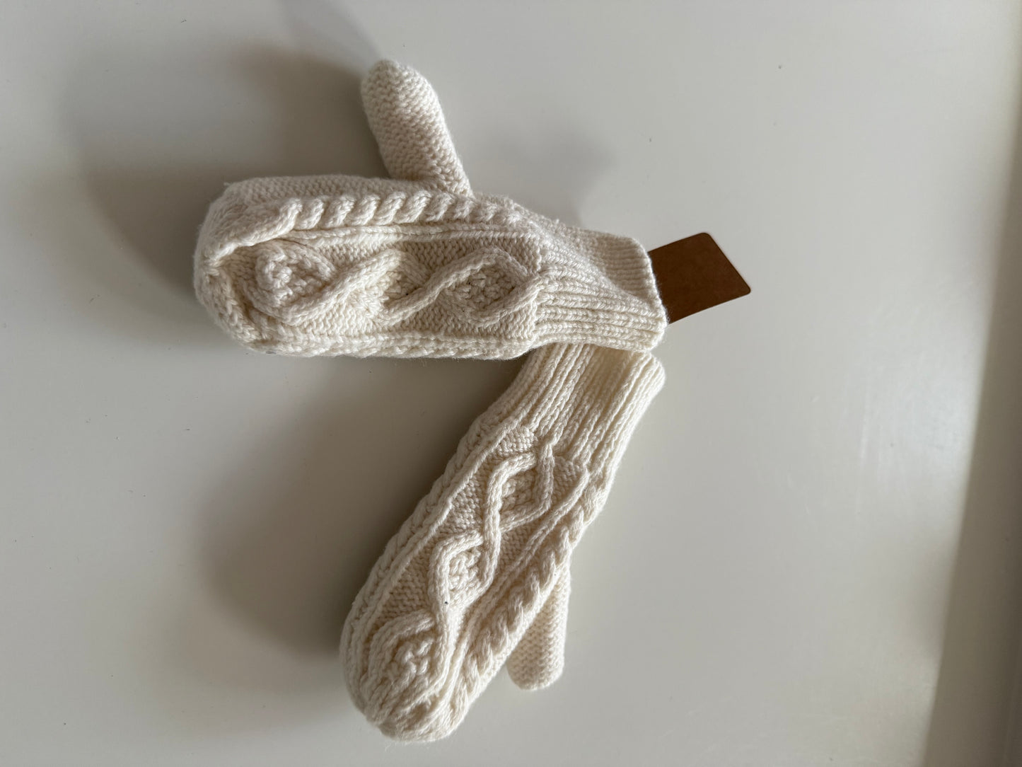 H&M Handschuhe Fäustlinge cremeweiß 86/92