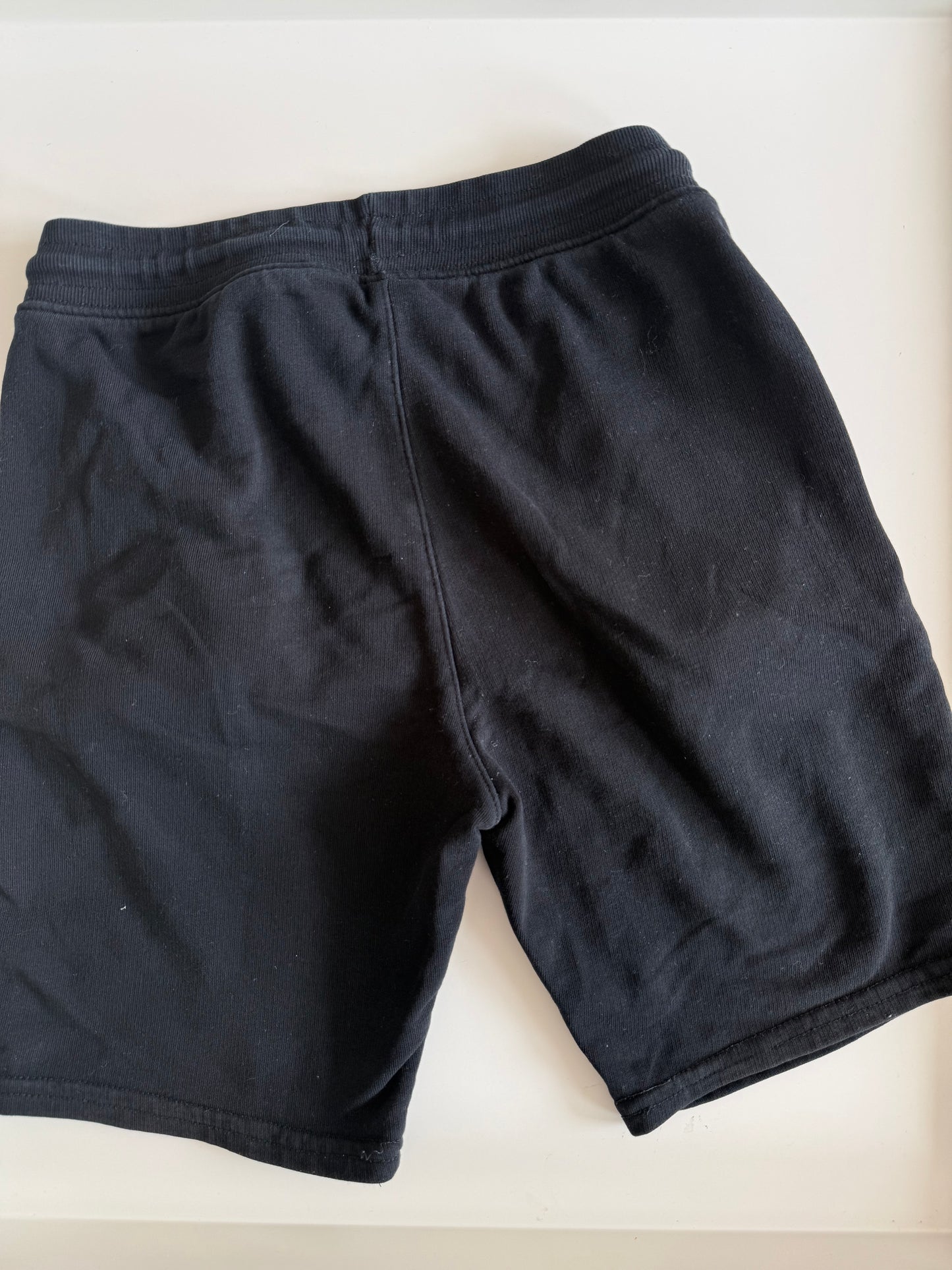 H&M Shorts Jersey schwarz 146