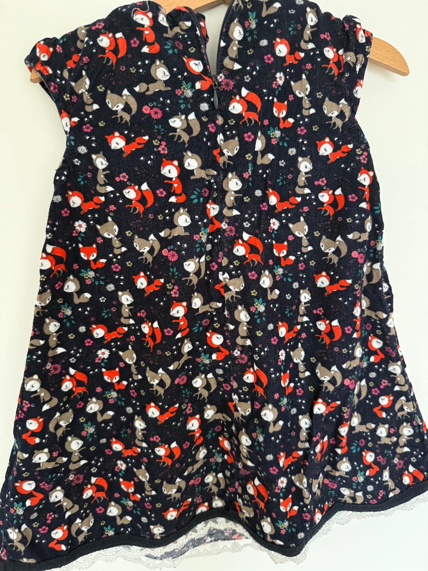 H&M Kleid Kord Waldtiere 104