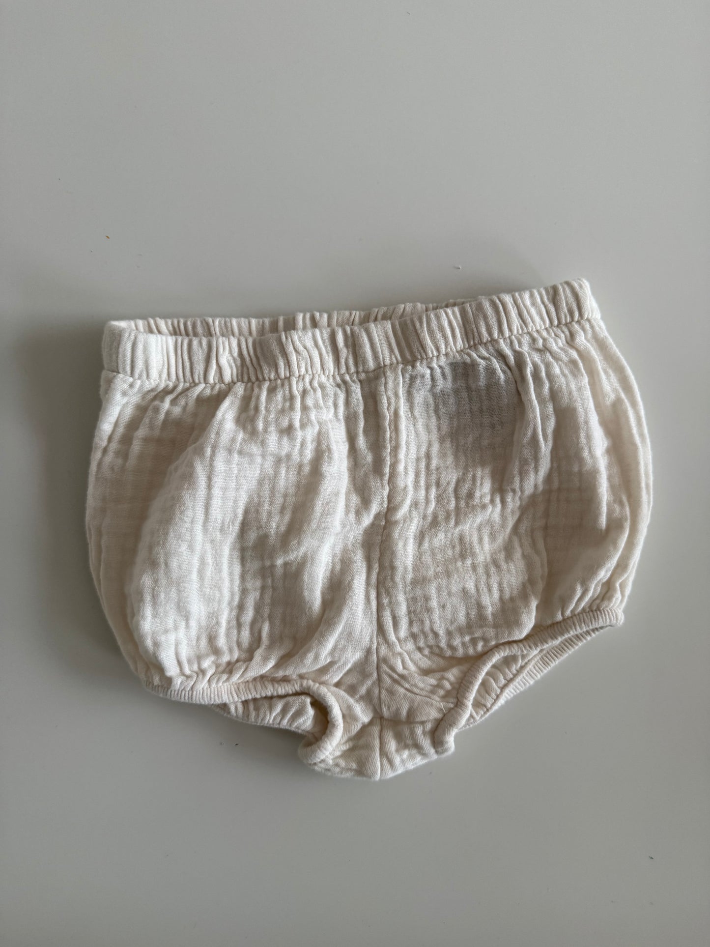 H&M Shorts Bloomers Creme weiß 74