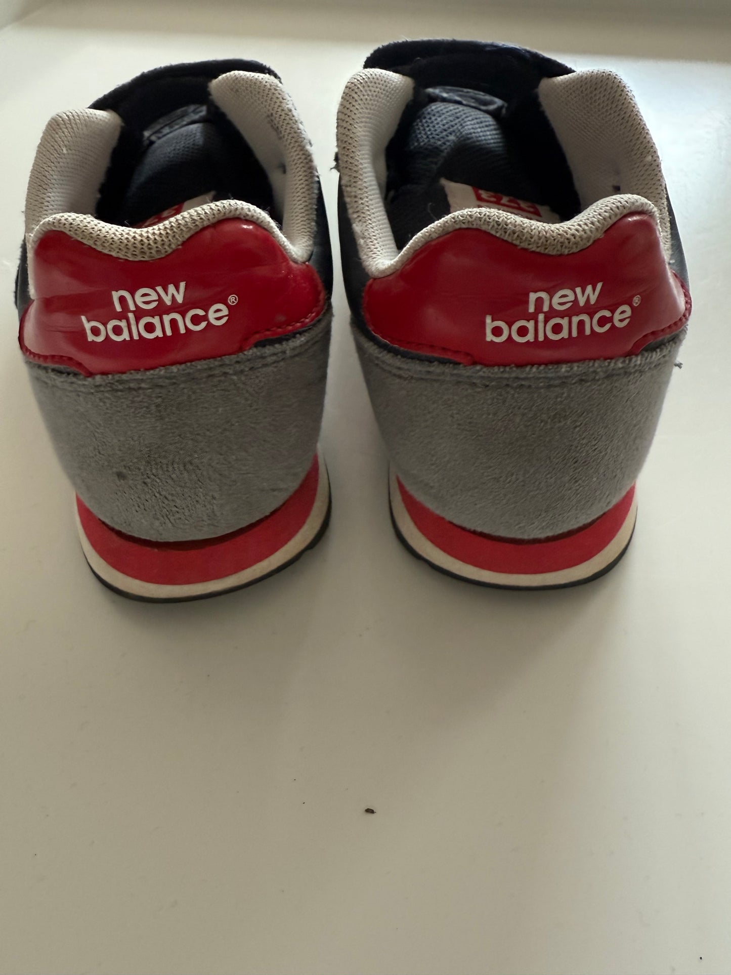 NEW BALANCE Schuhe Sneaker blau weiß rot 33