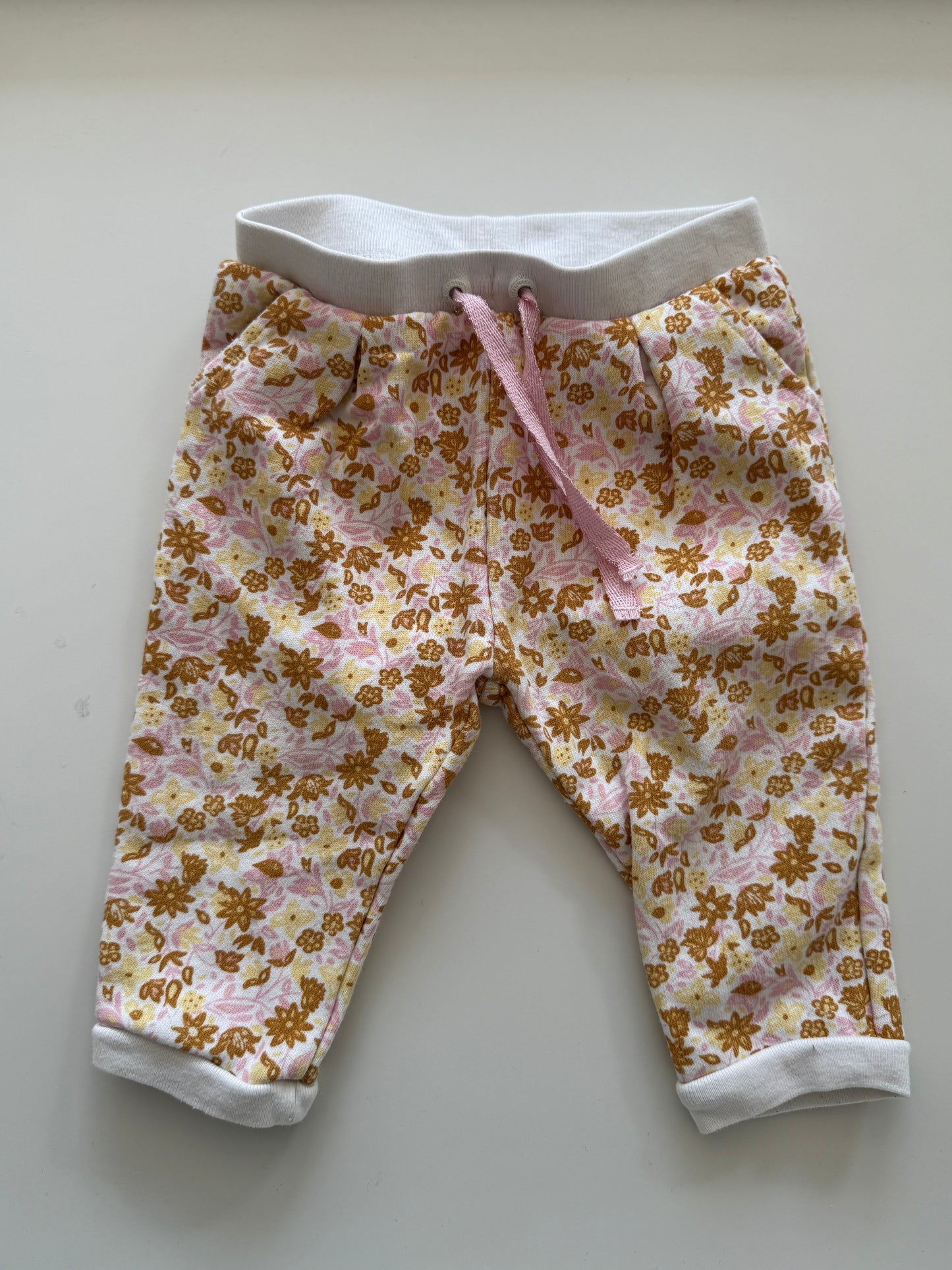 Sergent Major Hose Streublumen bunt 68