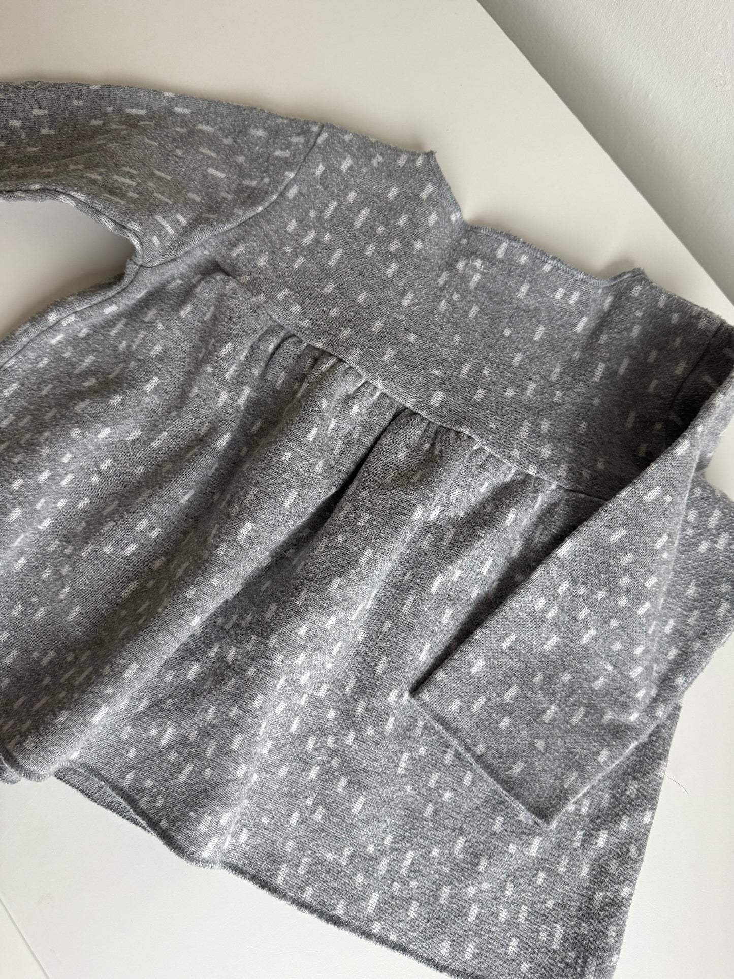 PLAY UP
Oberteil Kleid Tunika grau weiß 74