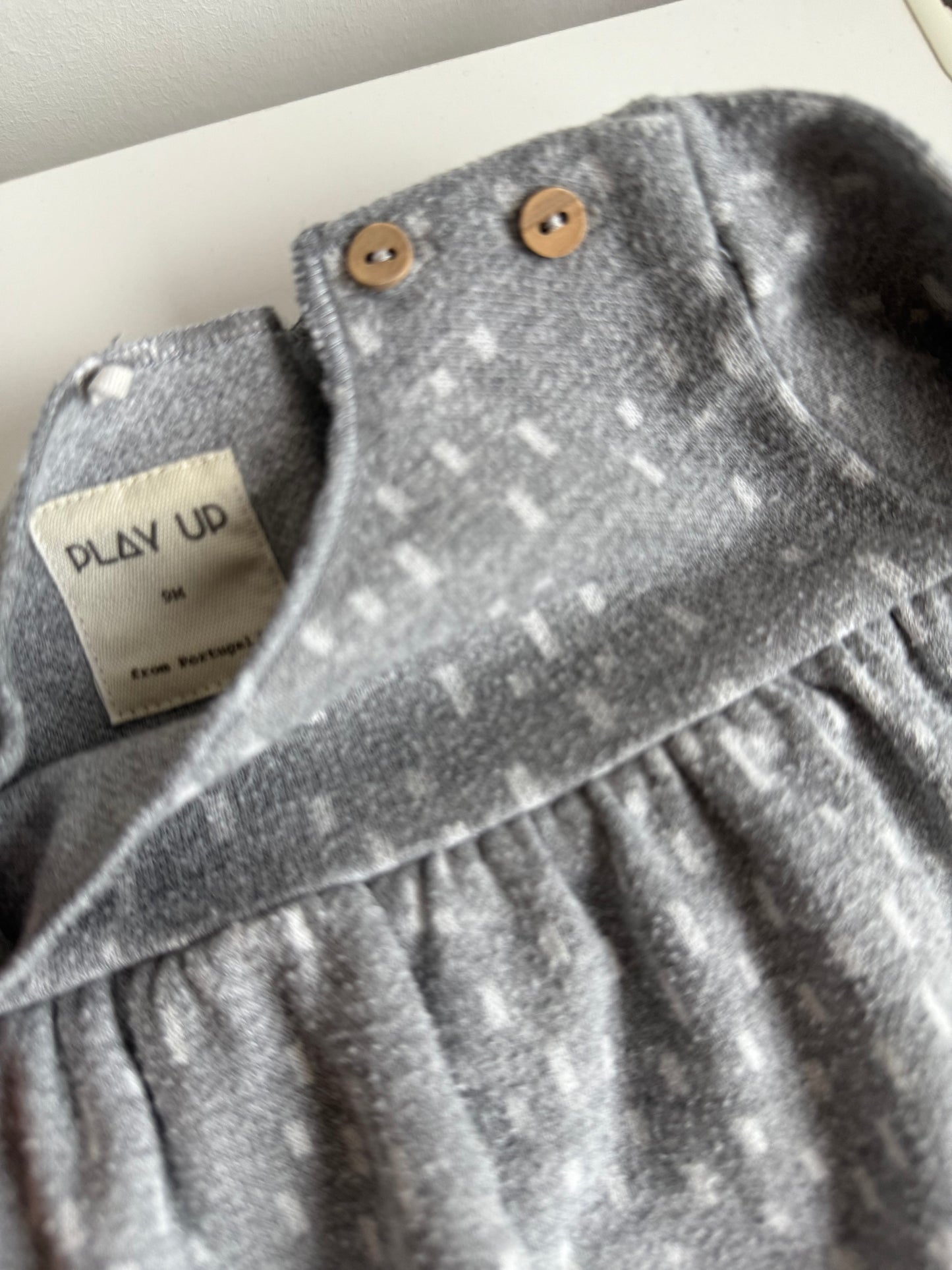 PLAY UP
Oberteil Kleid Tunika grau weiß 74