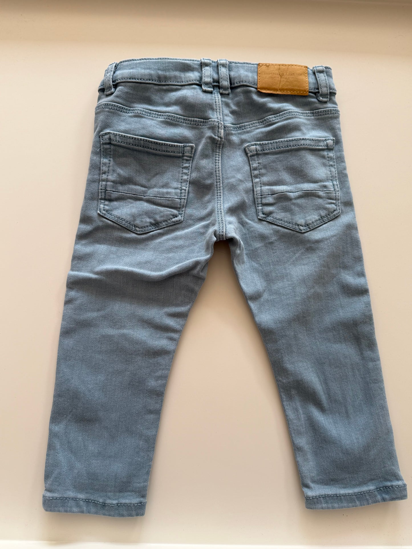 ZARA Hose hellblau 86