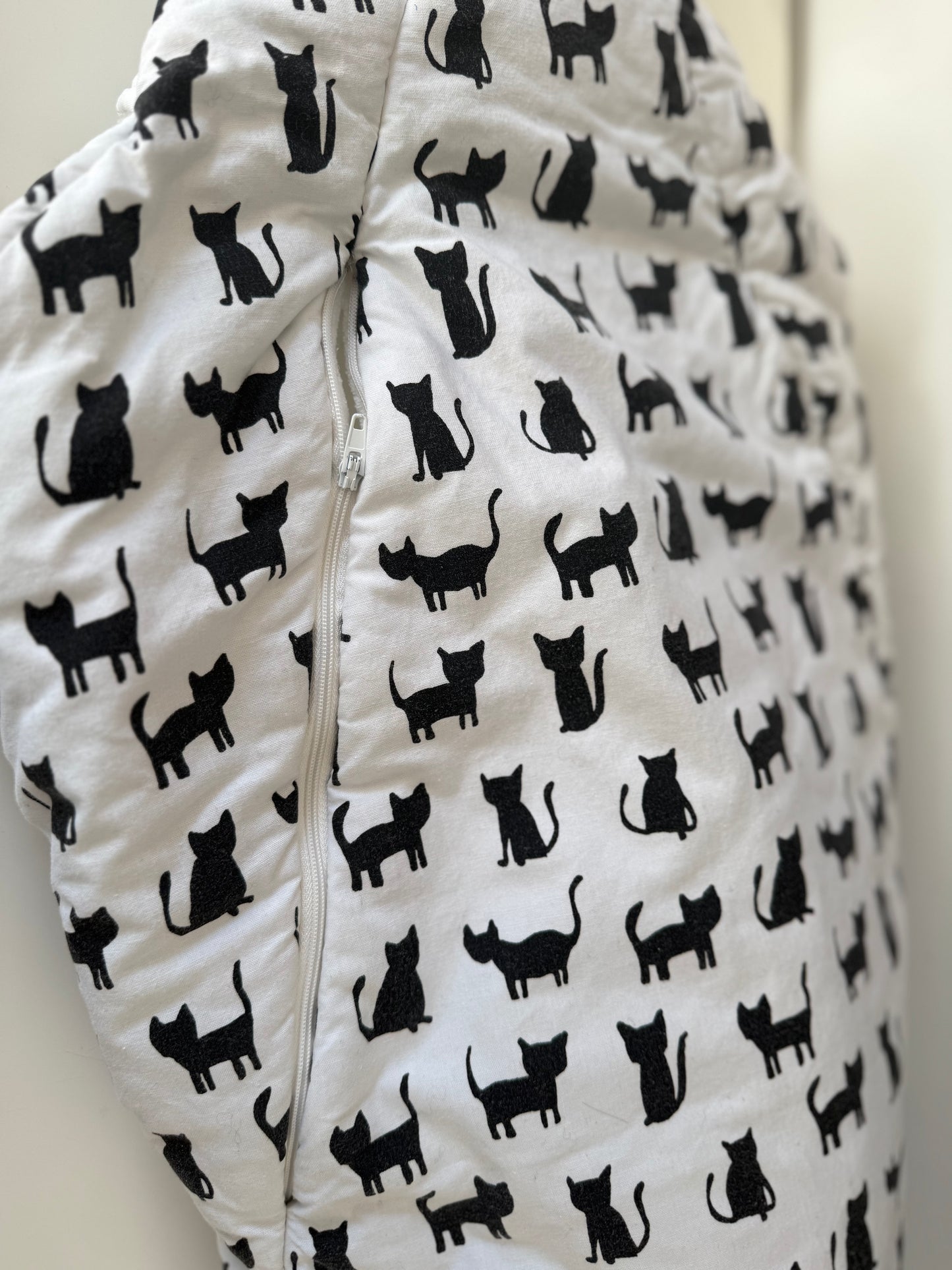 TRIXIE Fußsack Babyschale weiß schwarz Katzen