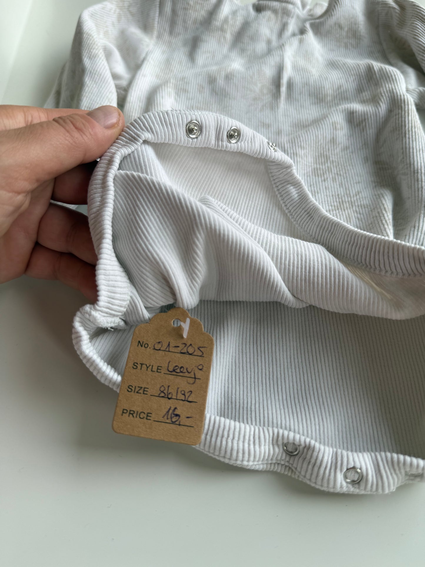 LEEVJE Body Ripp Blümchen beige 86/92