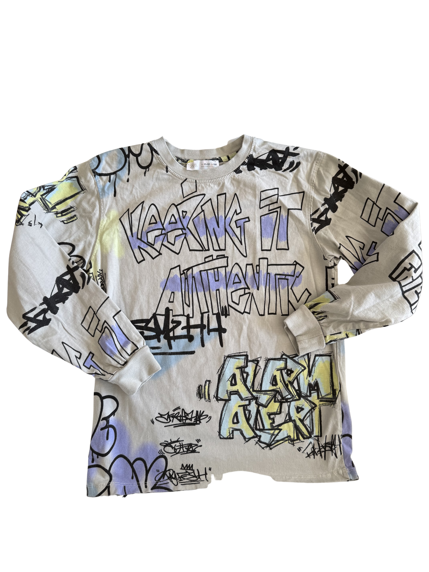 ZARA Langarmshirt Graffiti grau 152