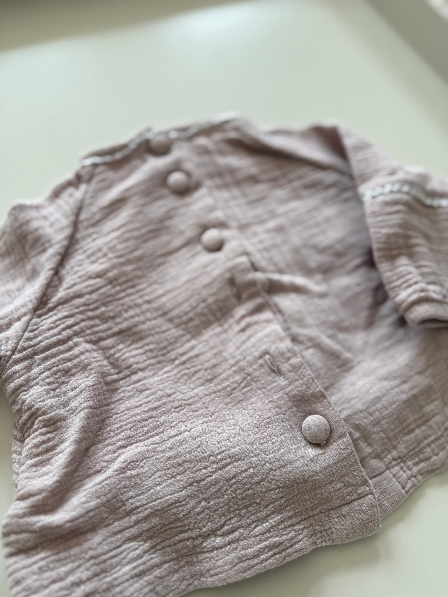 LEEVJE Bluse taupe grau braun 62/68
