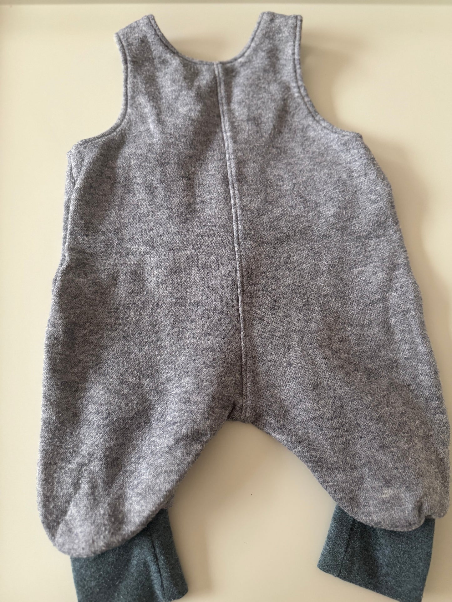 NO NAME 
Latzhose Sweat Monster 62/68