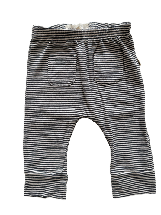 HOUSE OF JAMIE
Hose gestreift grau 56/62