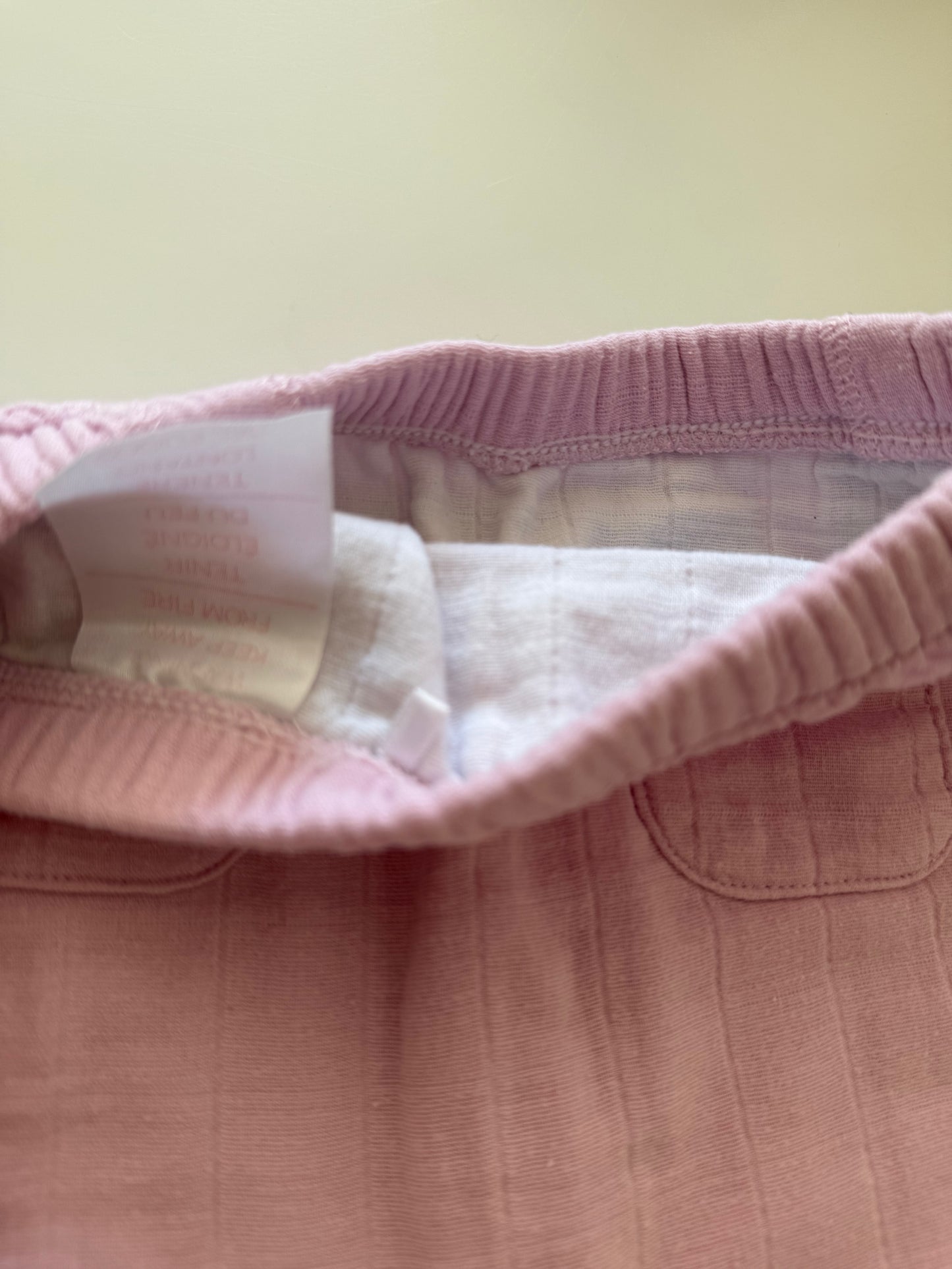 AIDEN + ANAIS
Musselin Hose rosa 68