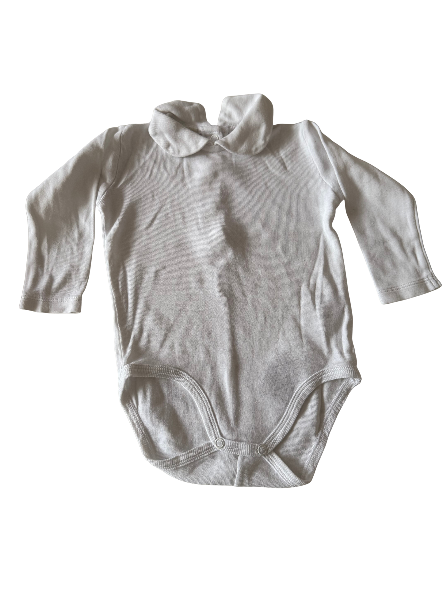 BENETTON 
Body weiß mit Kragen 68